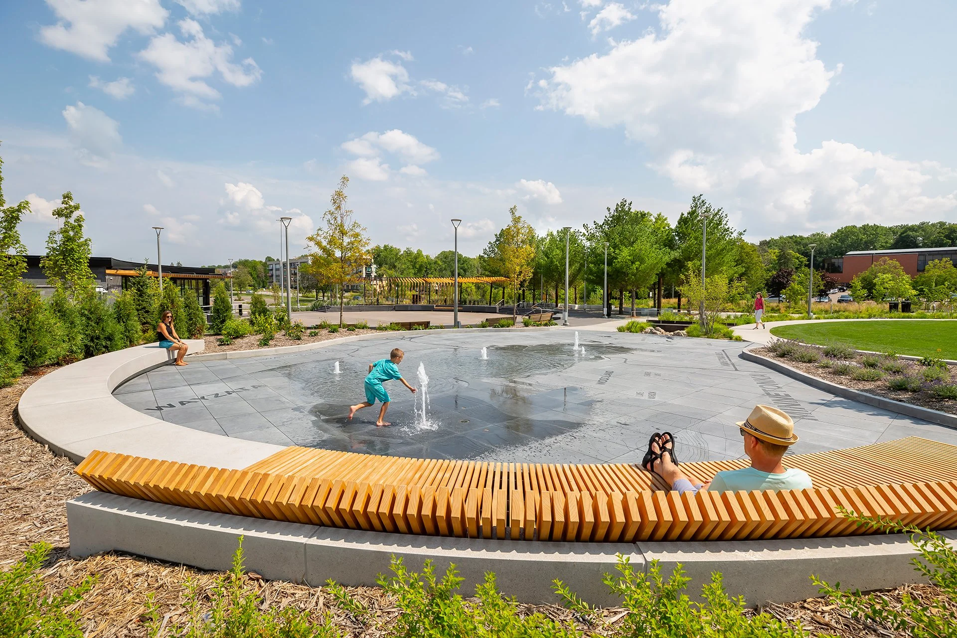 General Design_Ridgedale Commons_IMG_IN_Fountain.jpg