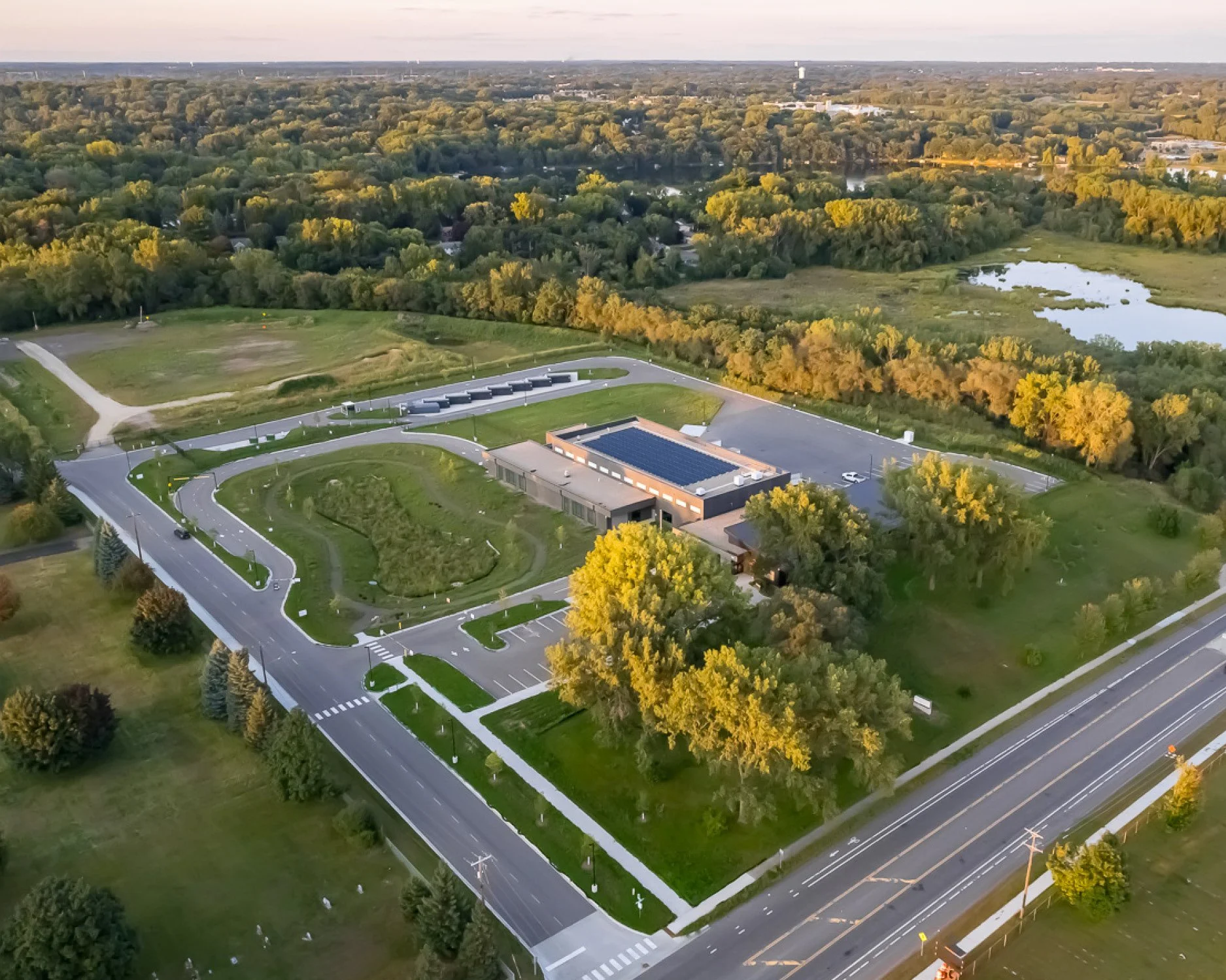 Ecological Design_RamseyCountyEnvironmentalCenter_IN_01.jpg