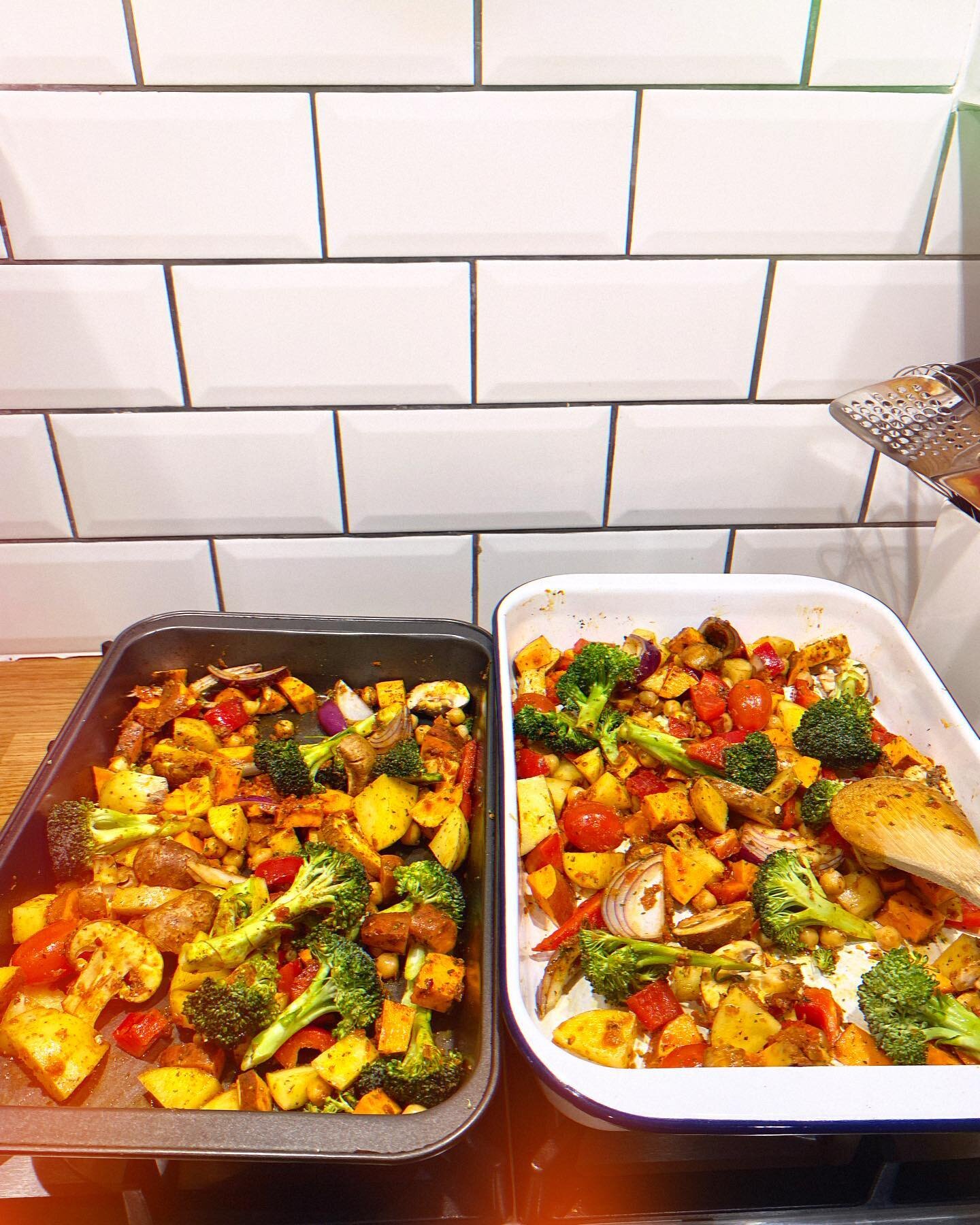 🌱What are 5 ways you can boost your vegetable intake? 

1. Vegetable traybake / roasting various vegetables you have in the fridge - Roasting vegetables is a great way to use up whatever you have left in the fridge instead of having to throw veg awa
