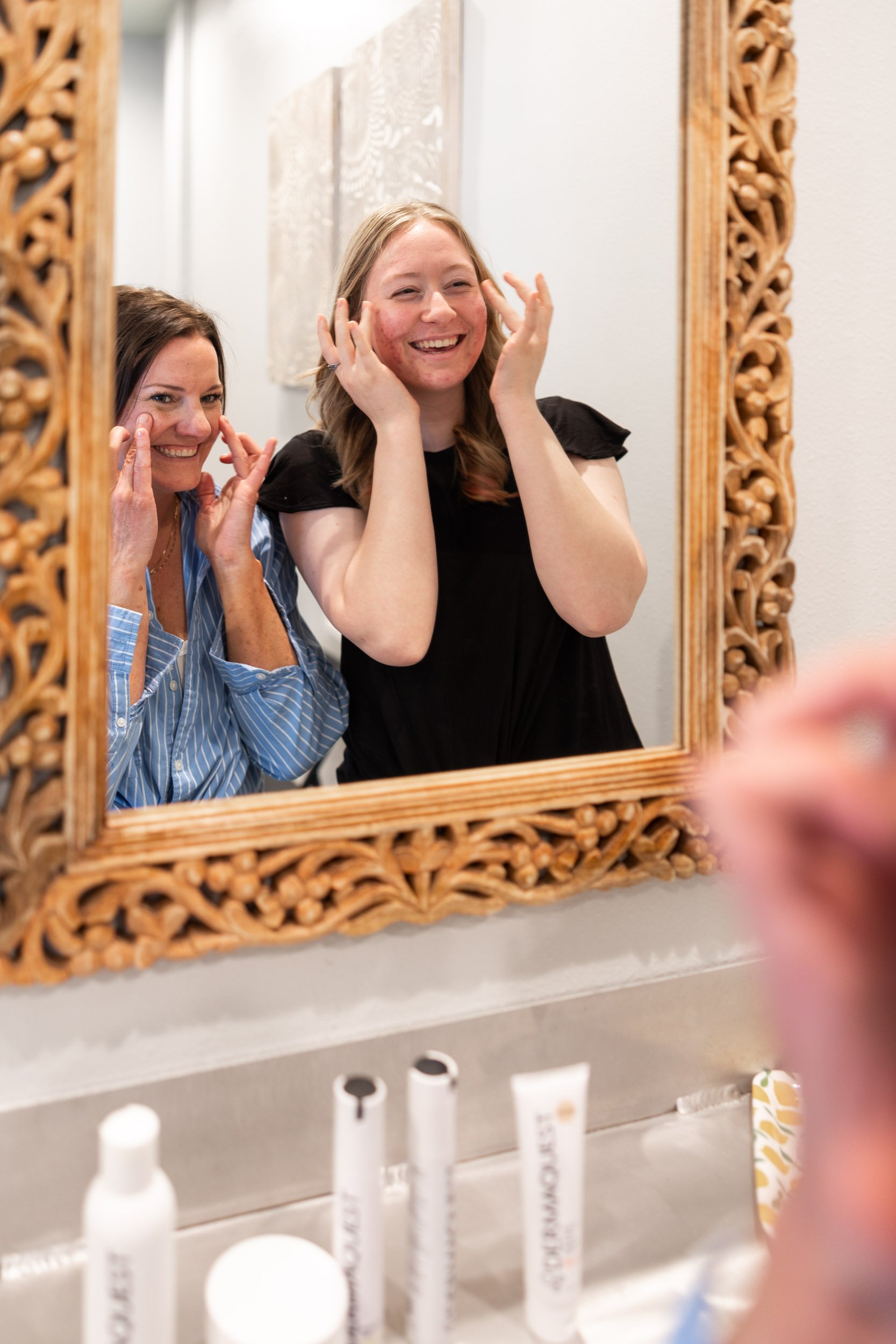 Glow-Skincare_lena-lee-photography-web-sized-86.jpg