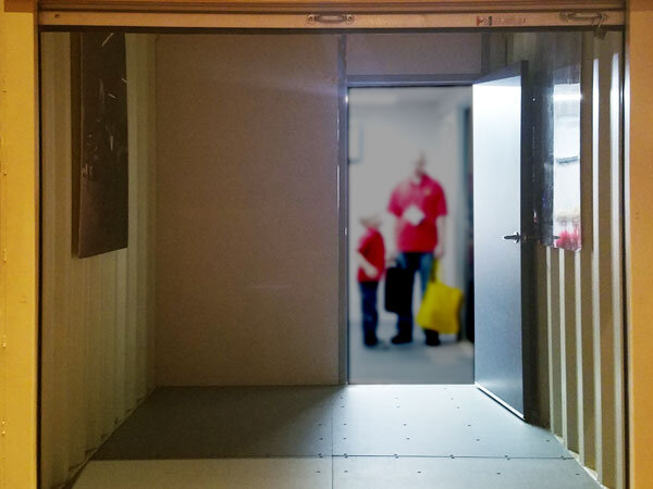 Partition-with-door-2.jpg