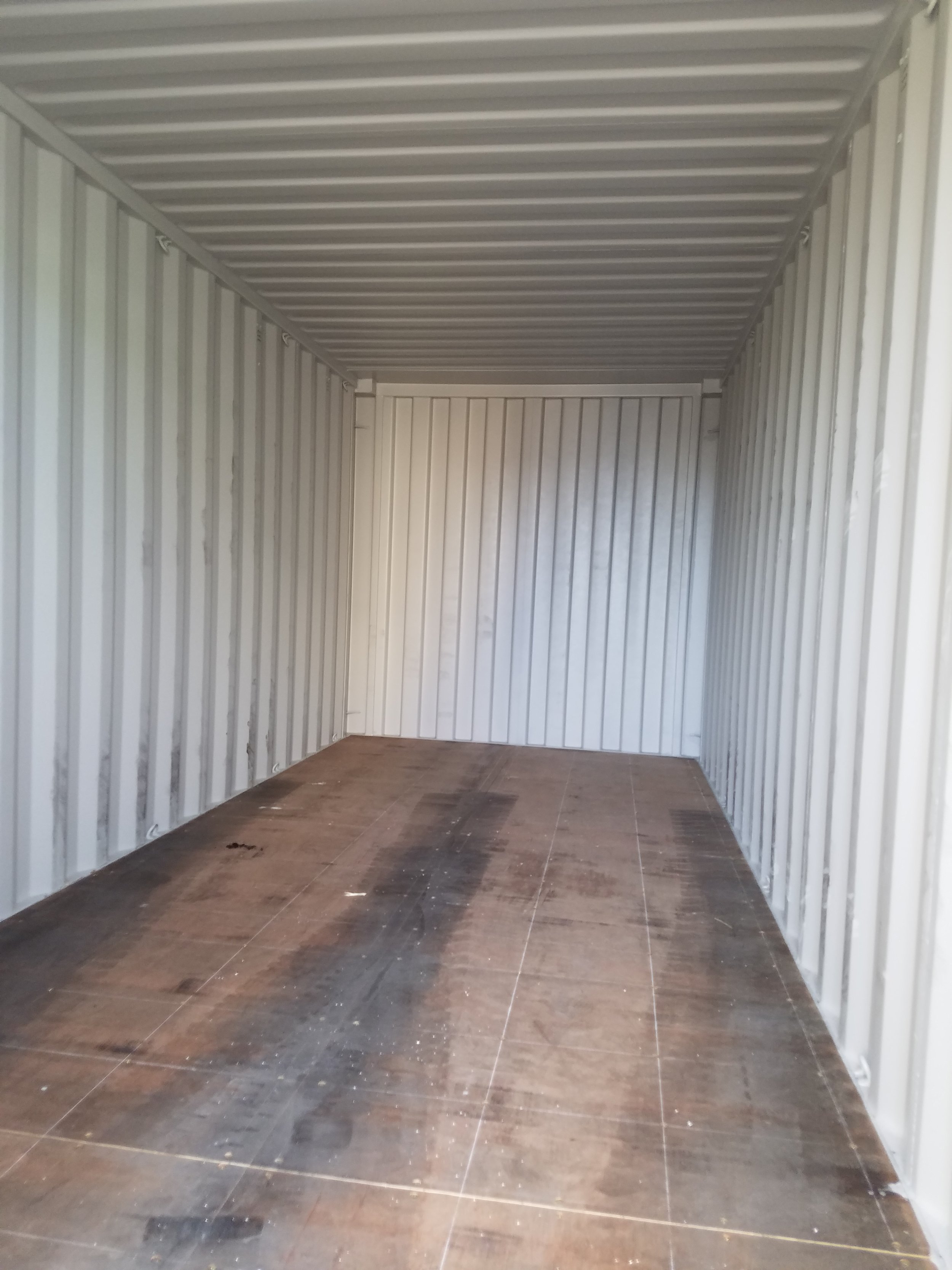 Clearer picture of interior of same spec containers, but in Minneapolis