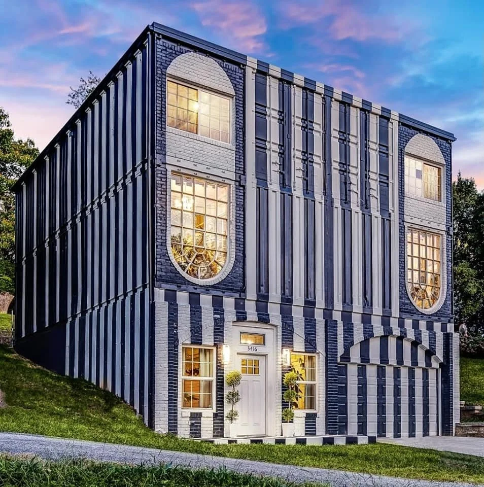 Smithey Container House