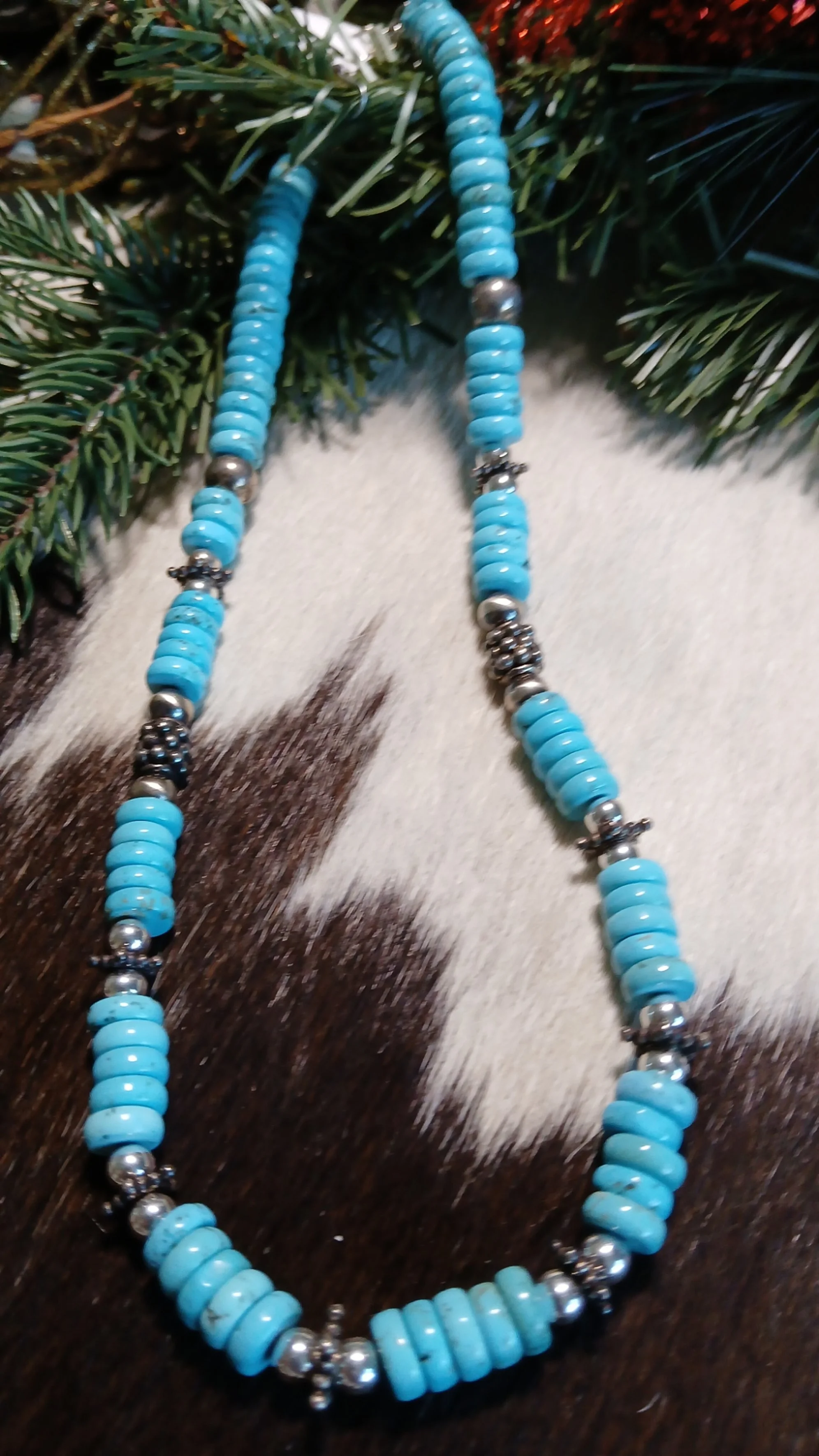 Beautiful Kingman Turquoise and Sterling Embellishment Necklace