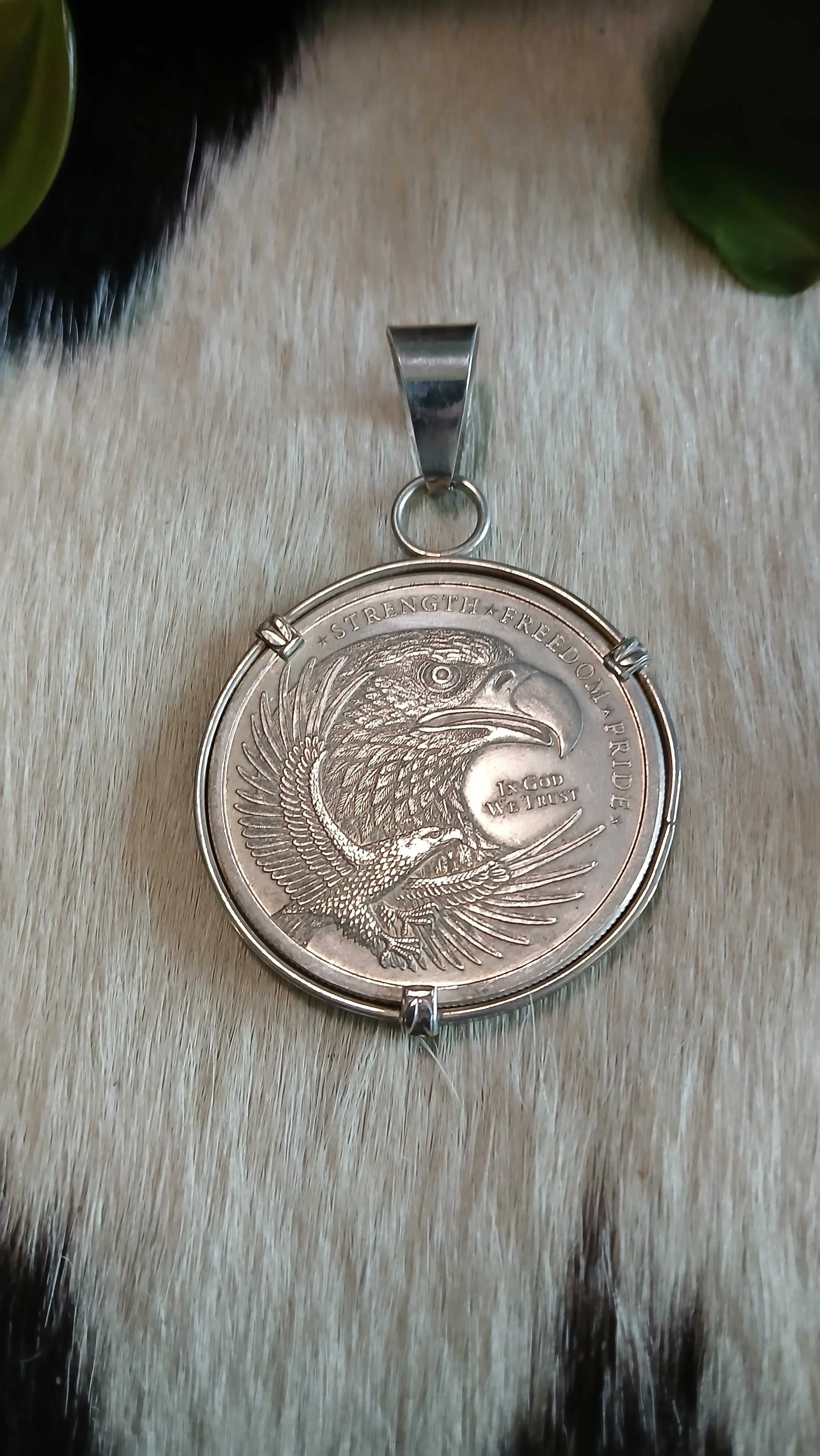 Patriotic Eagles and Flag 1 Troy Ounce .999 Coin Pendant