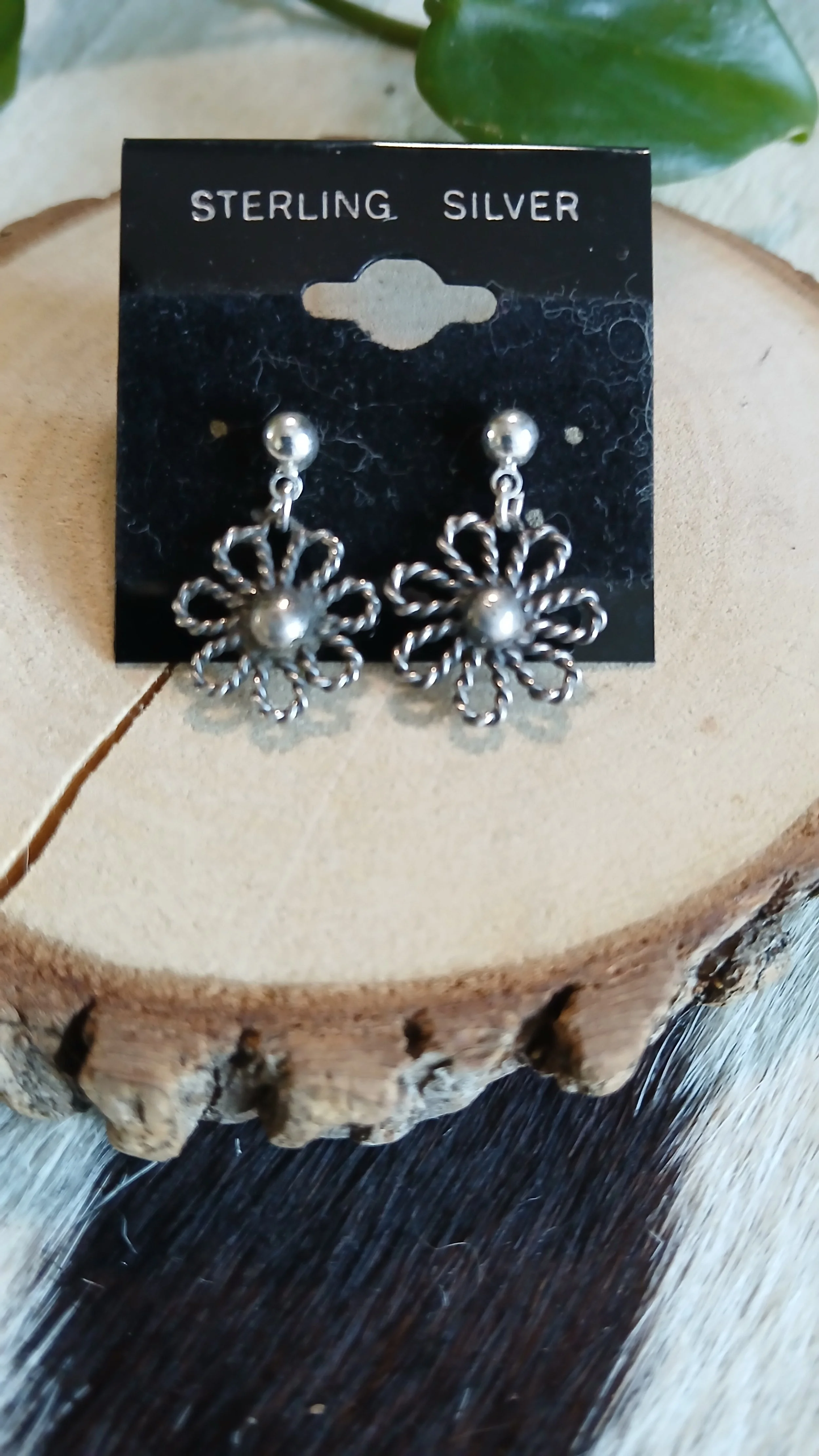 Sterling Daisy Post Earrings