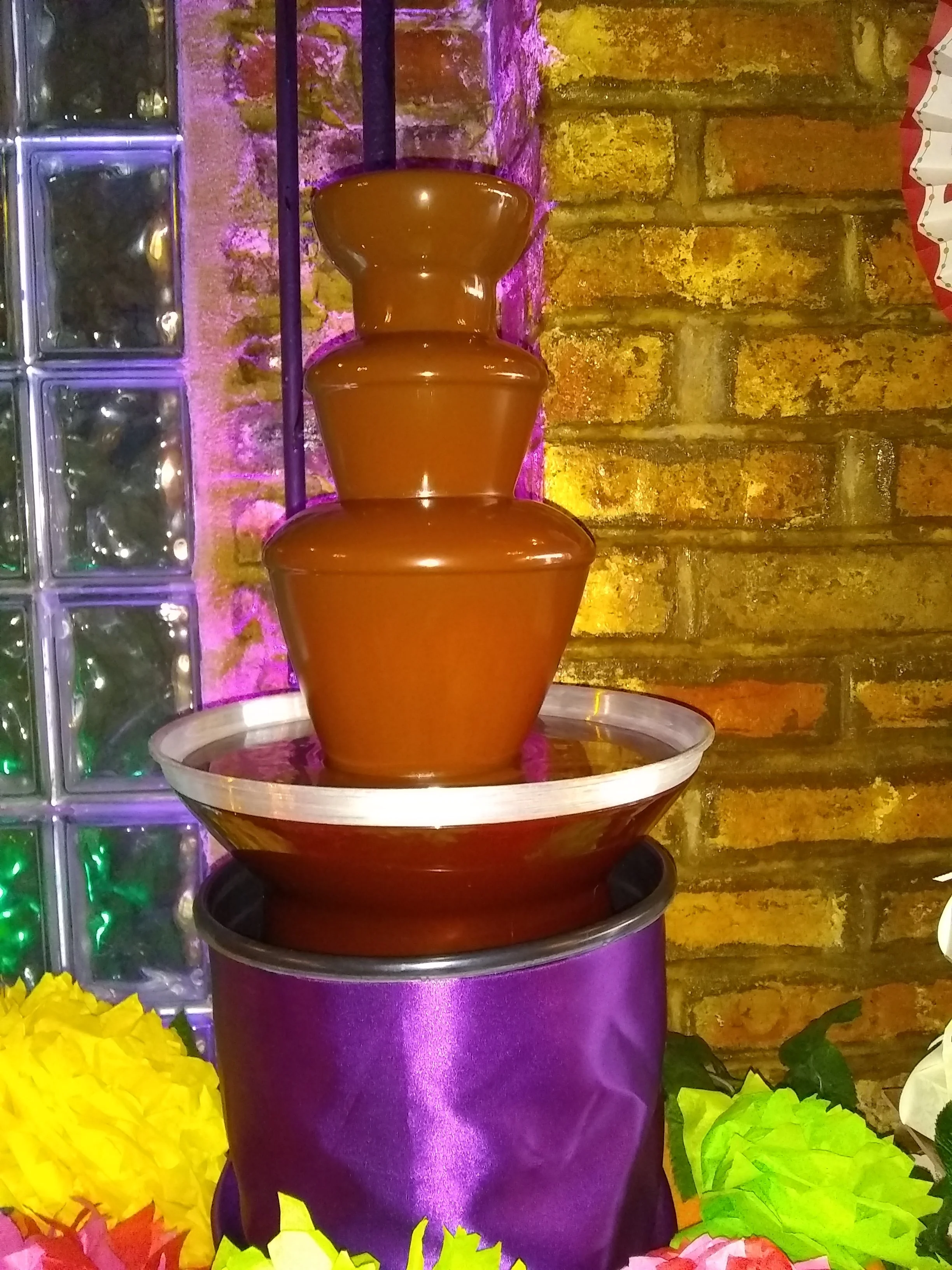 3 tier serves 30-50 people