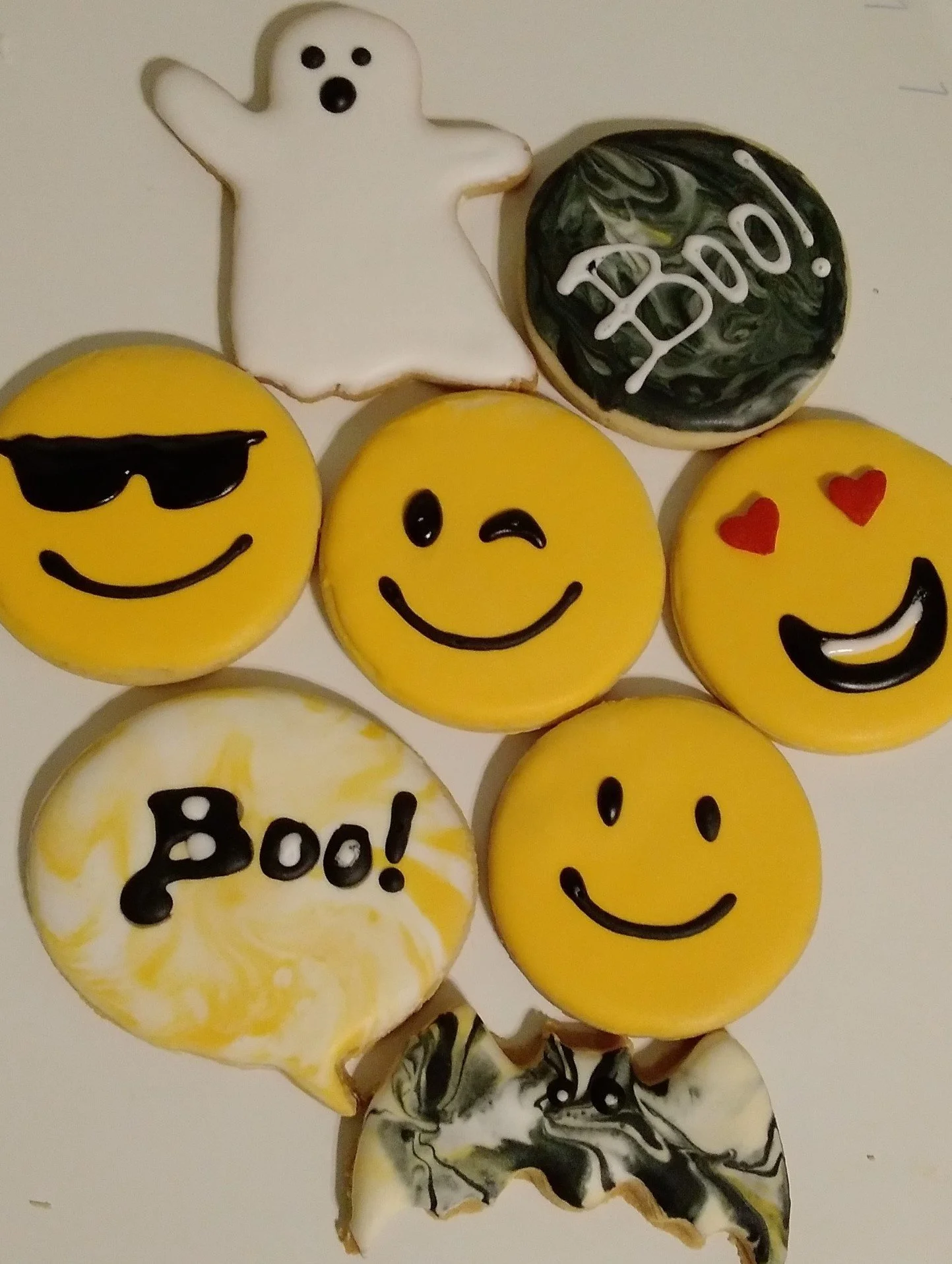 Halloween and emojies