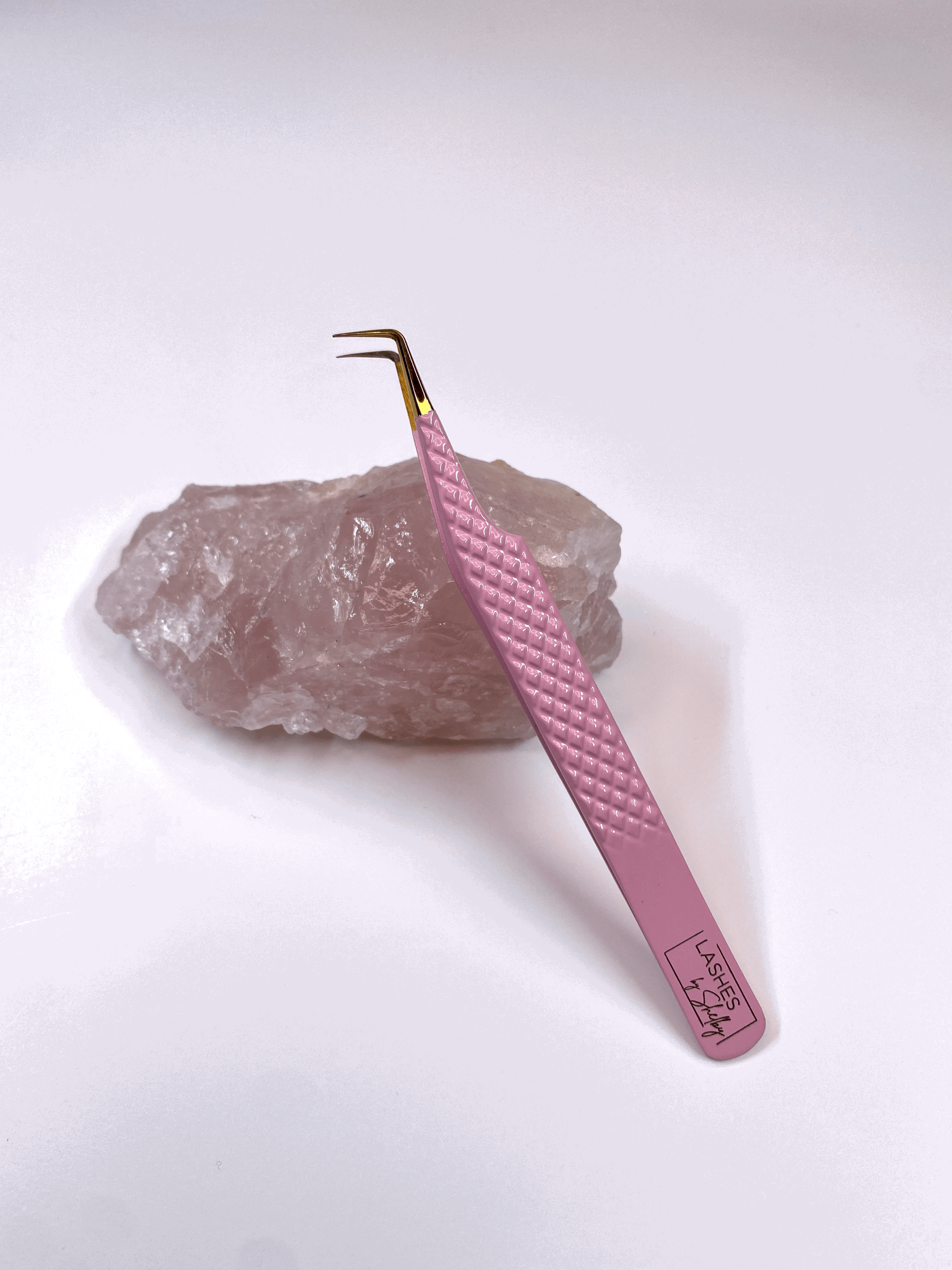 Micro Grip 90° Angled Volume Tweezer
