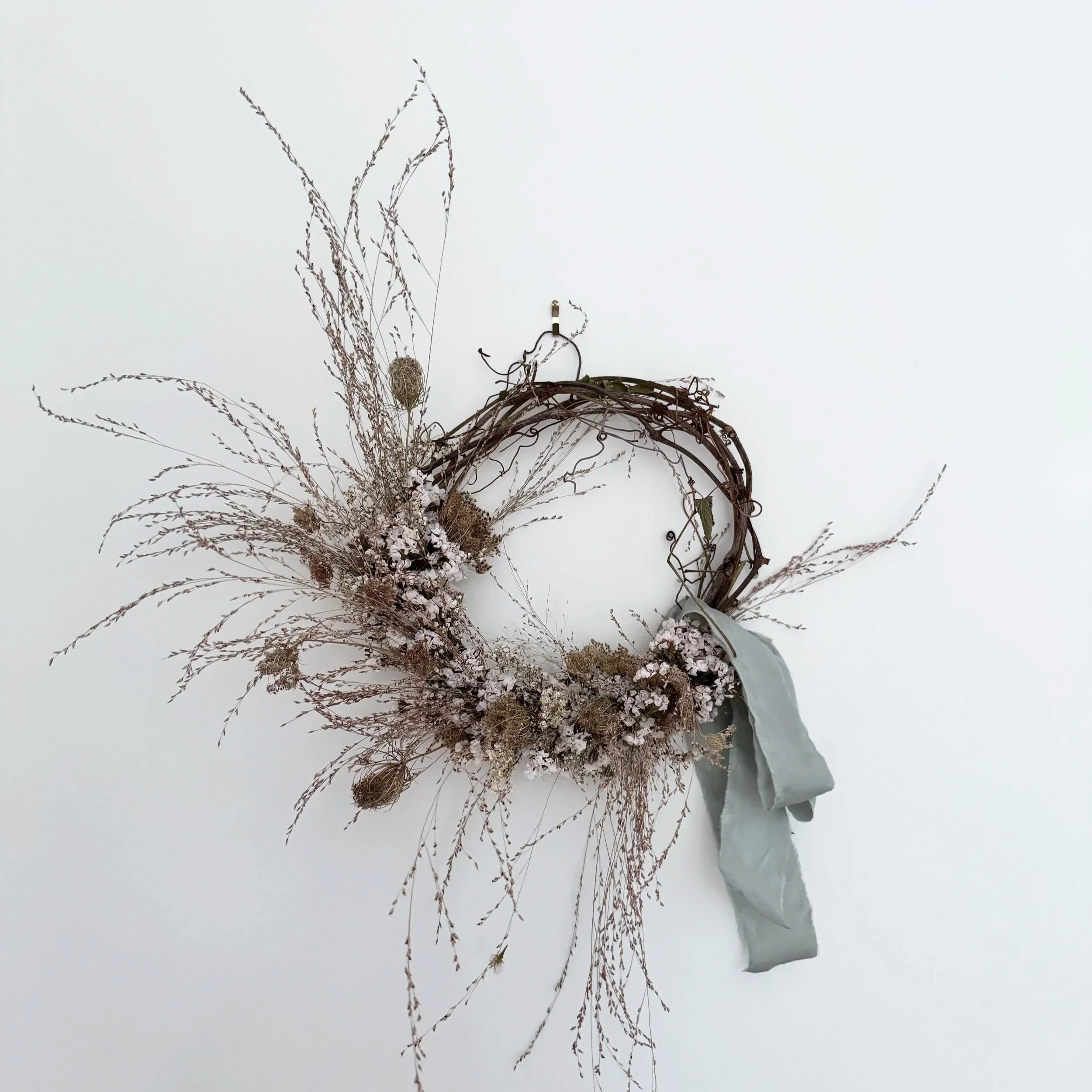 Wreath+No+3+Pink+statice+queen+annes+lace+grasses+light+blue+silk+ribbon.jpg