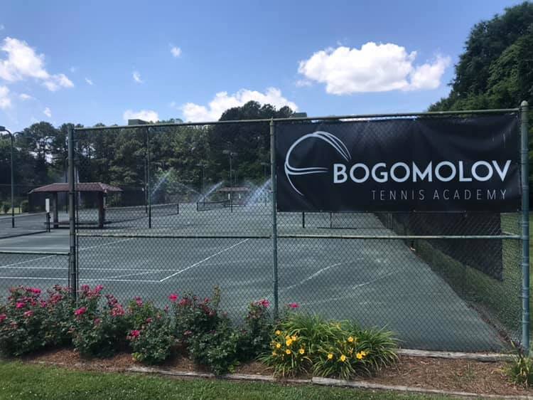 Bogomolov Clay Court Pic.jpg