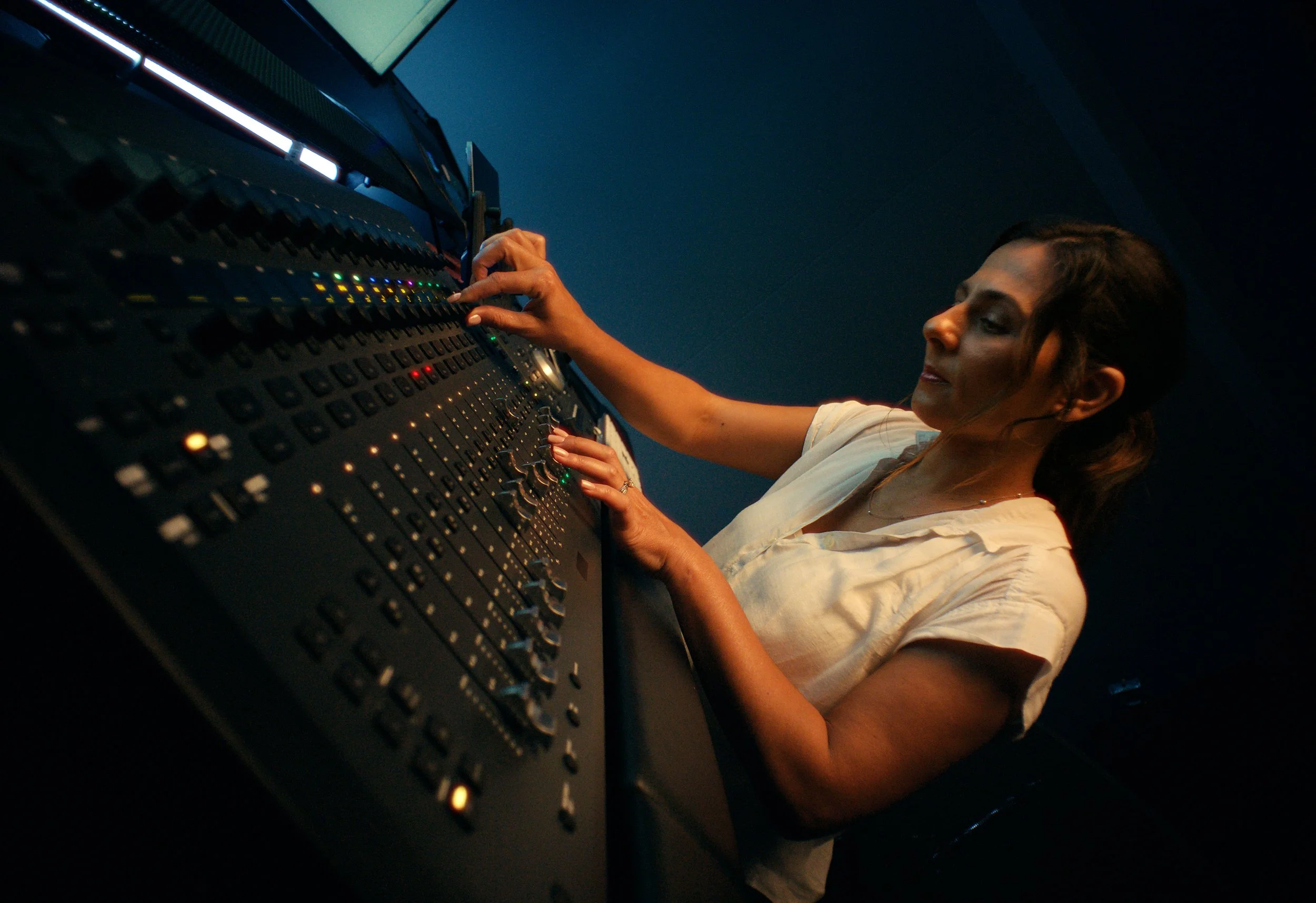 LEGO DC FINAL CONFORM.00_00_28_02.Still018.jpg