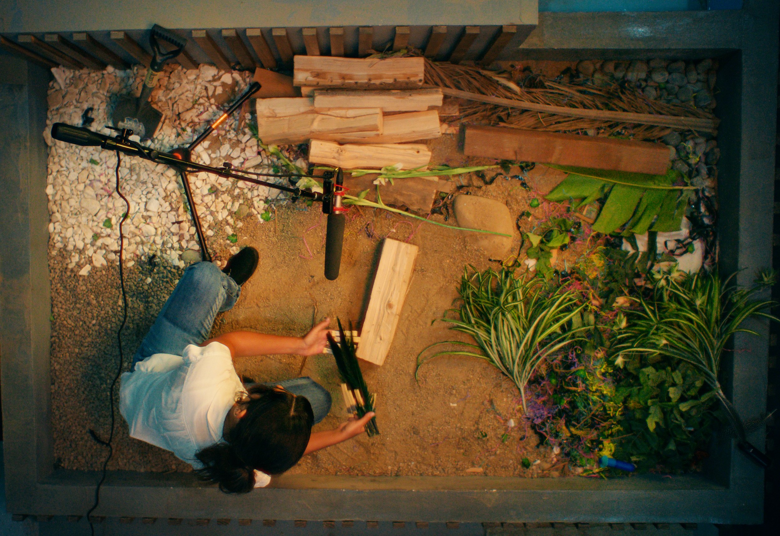 LEGO DC FINAL CONFORM.00_01_10_08.Still026.jpg