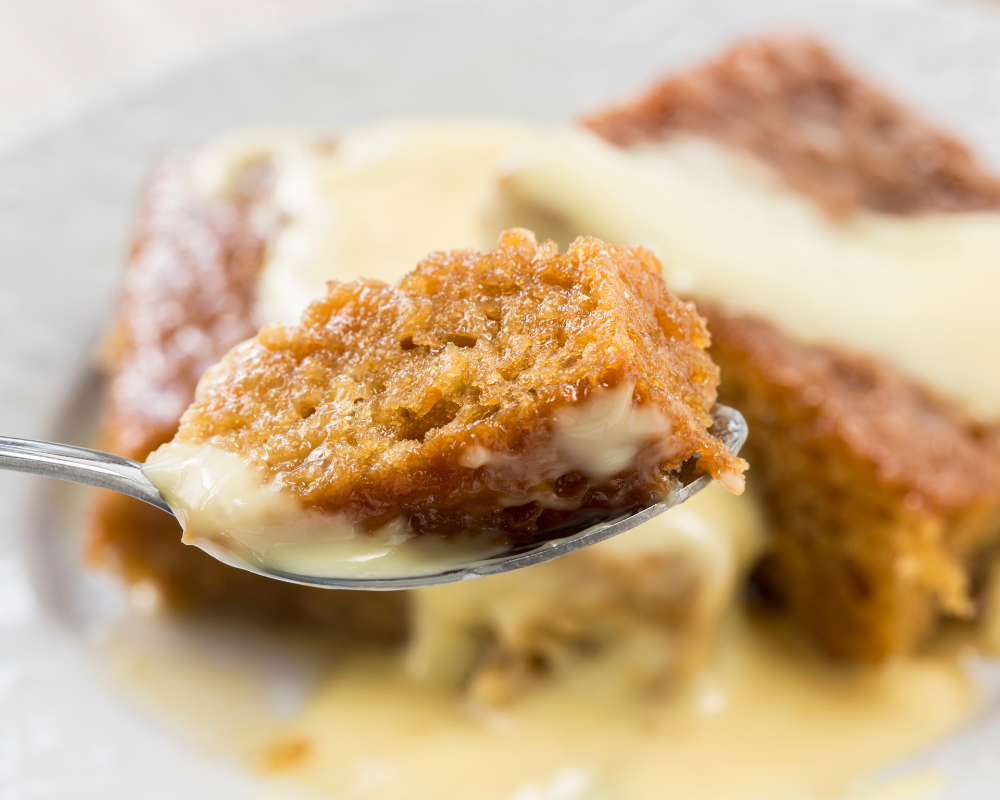 Steamed pudding-with custard.png