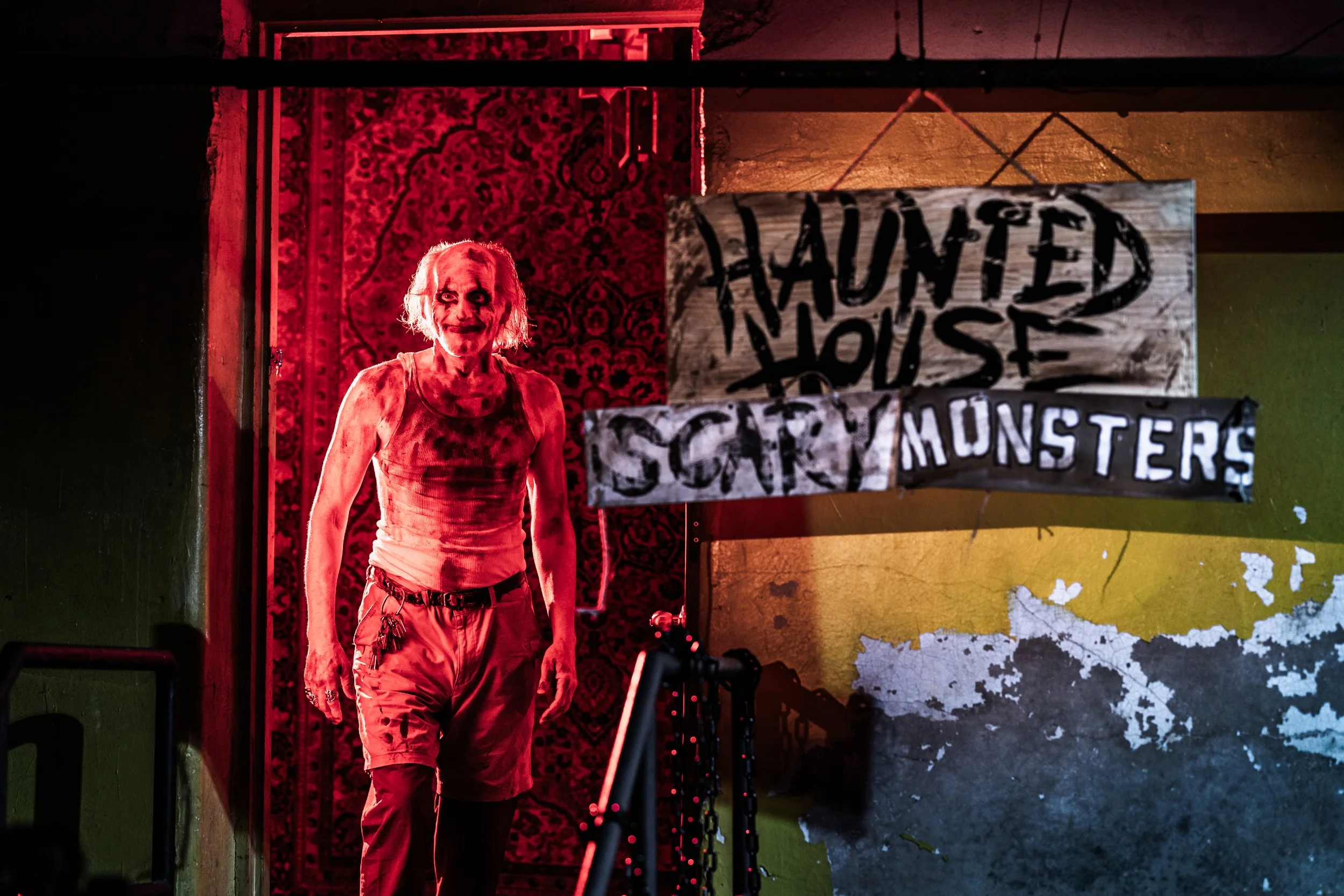 WAYS AWAY - DESPAIRIA - SET DESIGN