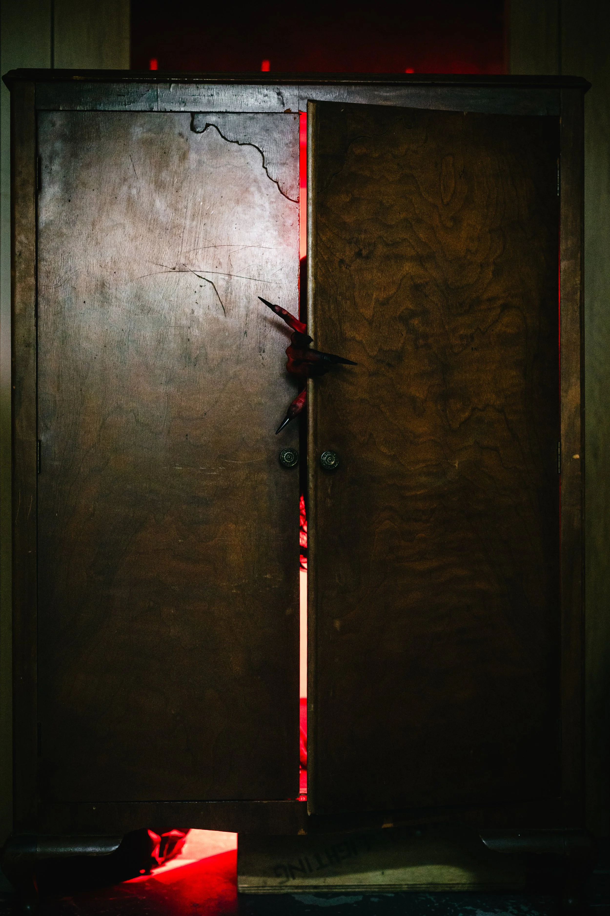 ORTHODOX - SEARCHING FOR A PULSE - SET BUILD/DESIGN