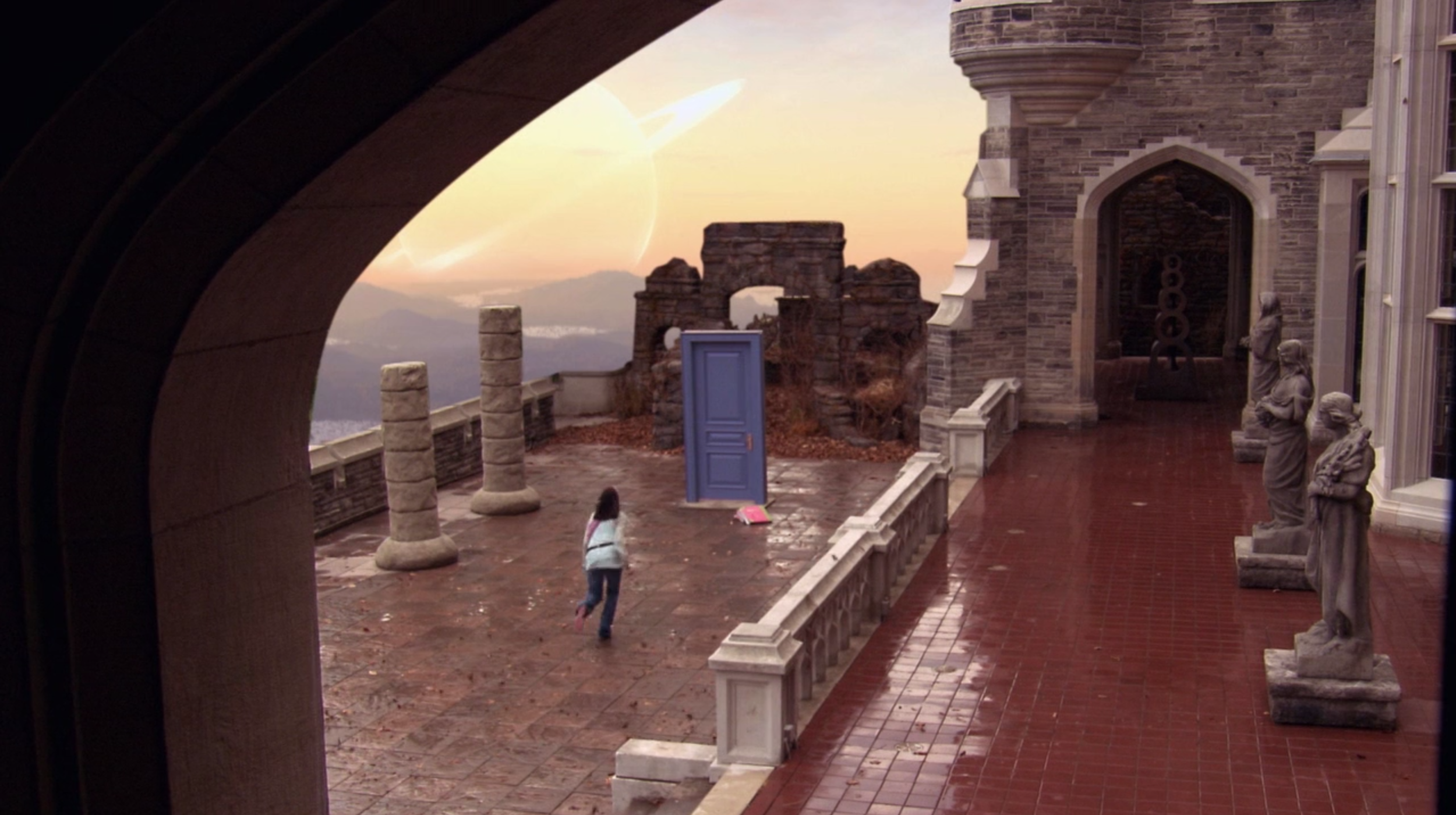 Twitches - Casa Loma - Filming Location 11.png