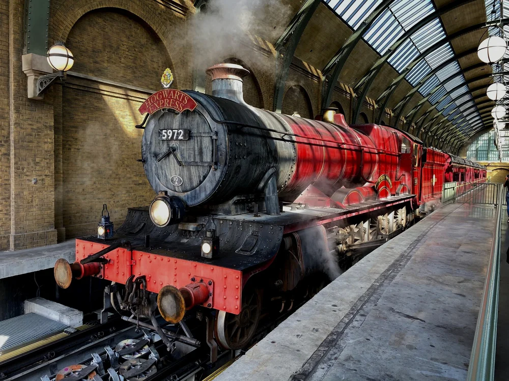 hogwarts express train