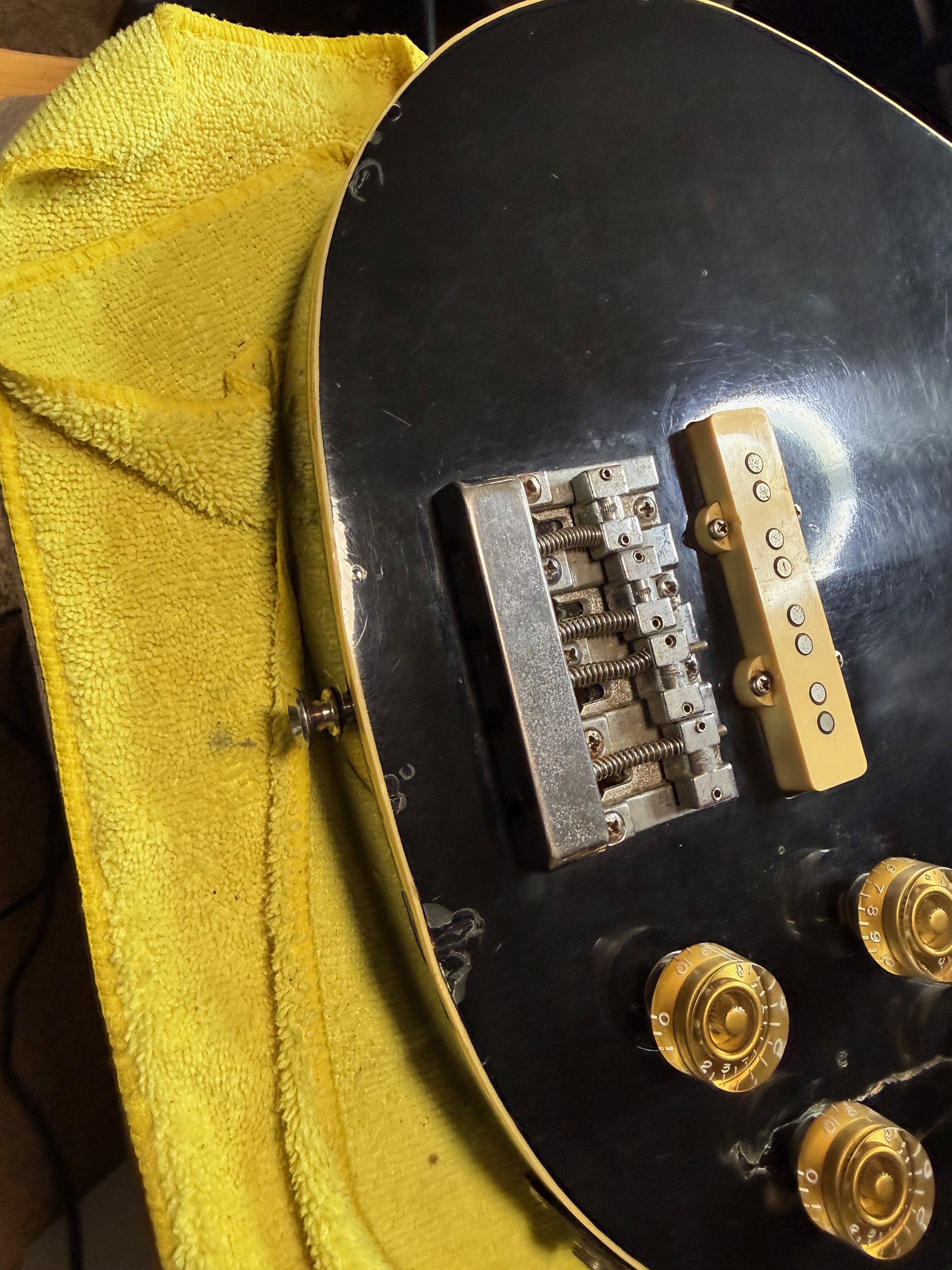 Sure Track bridge design (1982) should not be on a 1980 bass