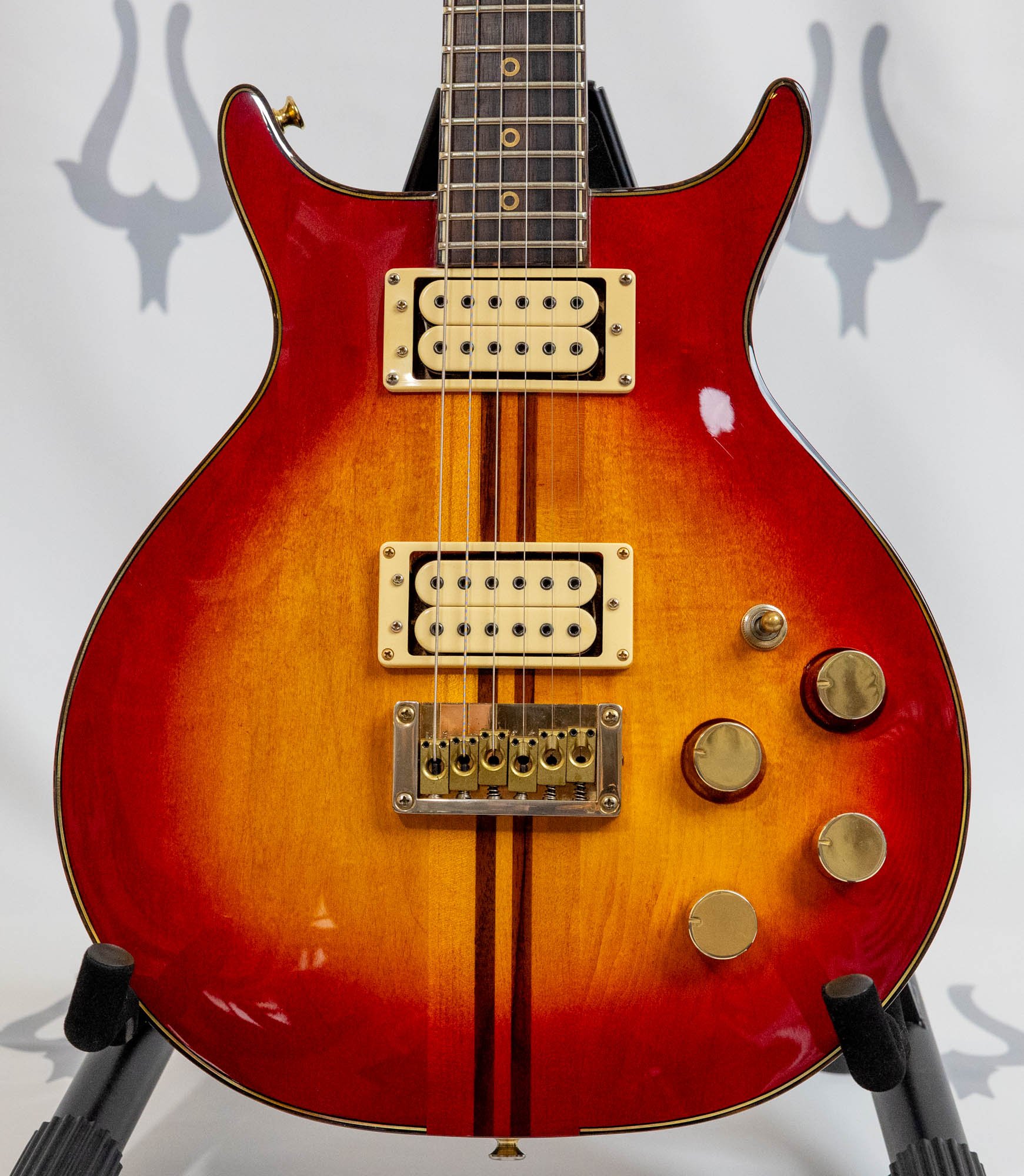1980 Washburn Eagle Cherry Sunburst