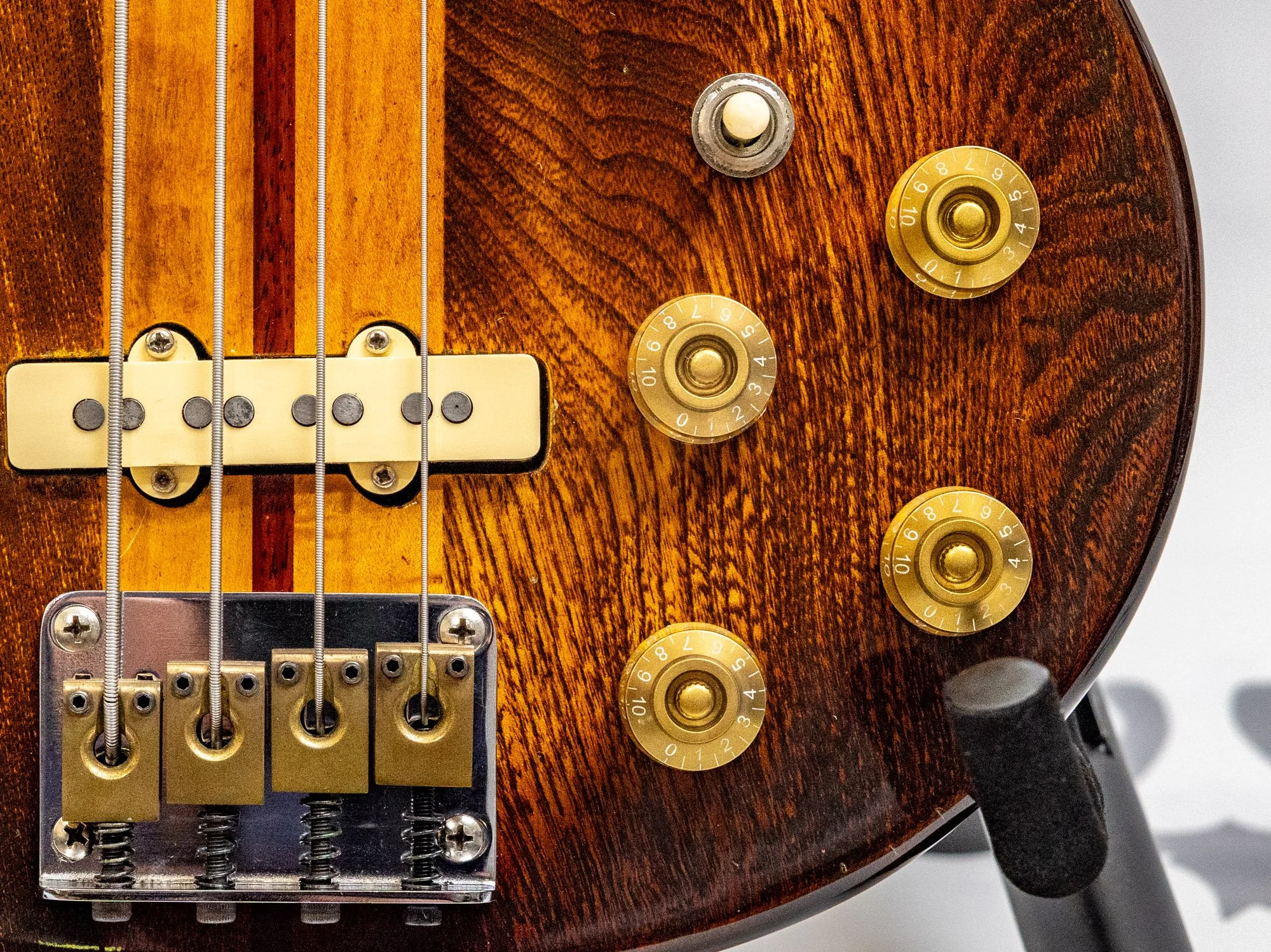 b40 brown lr-4.jpg