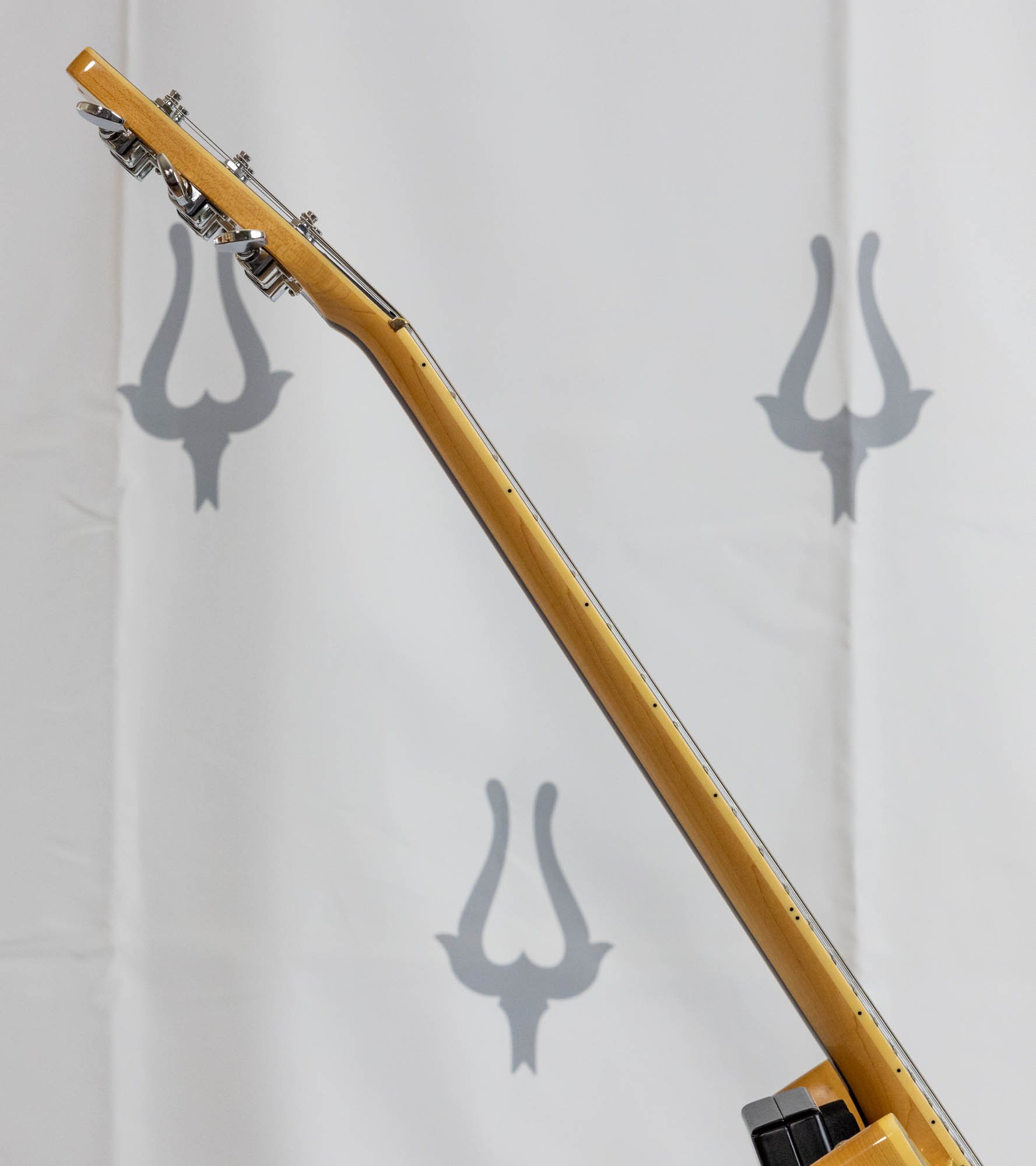 Falcon 801964 lr-13.jpg