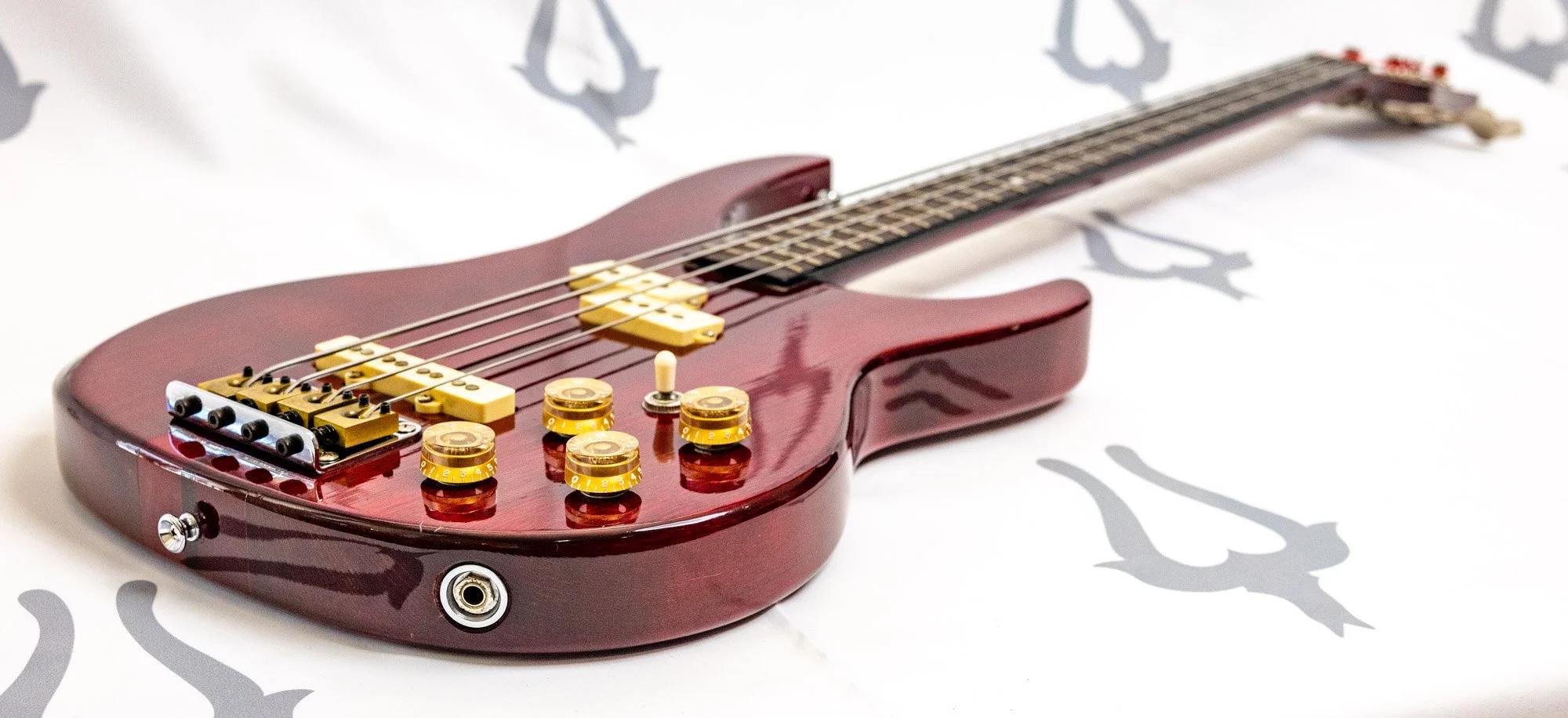 b40 red lr-15.jpg