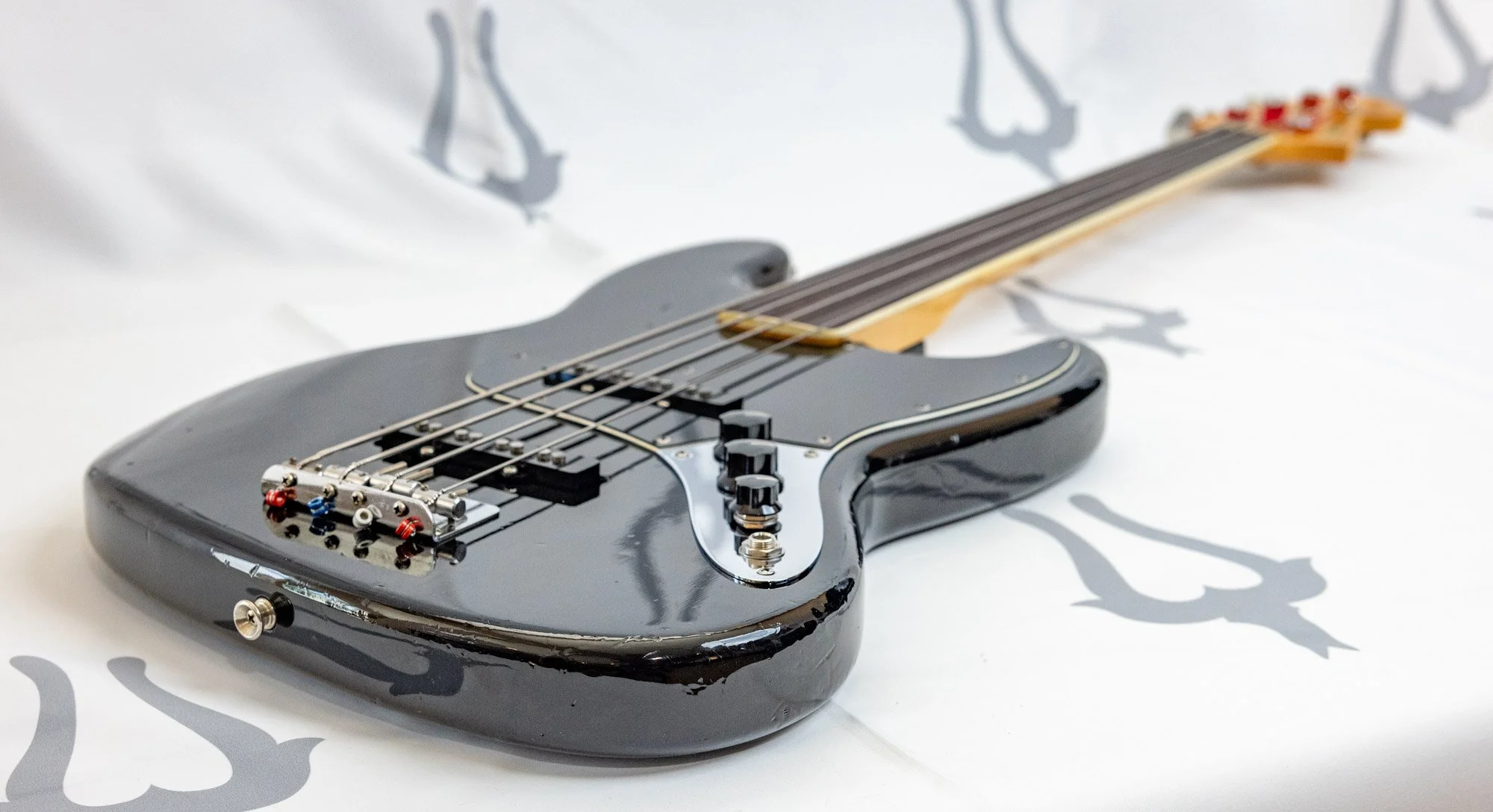 yamaki jazz lr-15.jpg