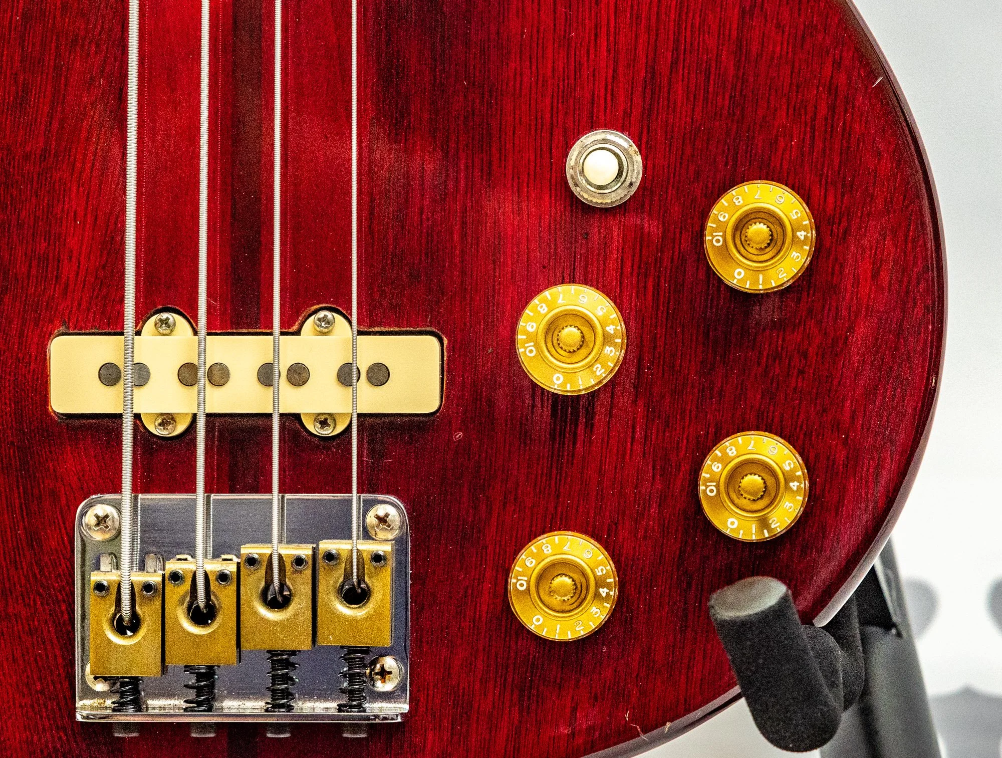 b40 red lr-3.jpg
