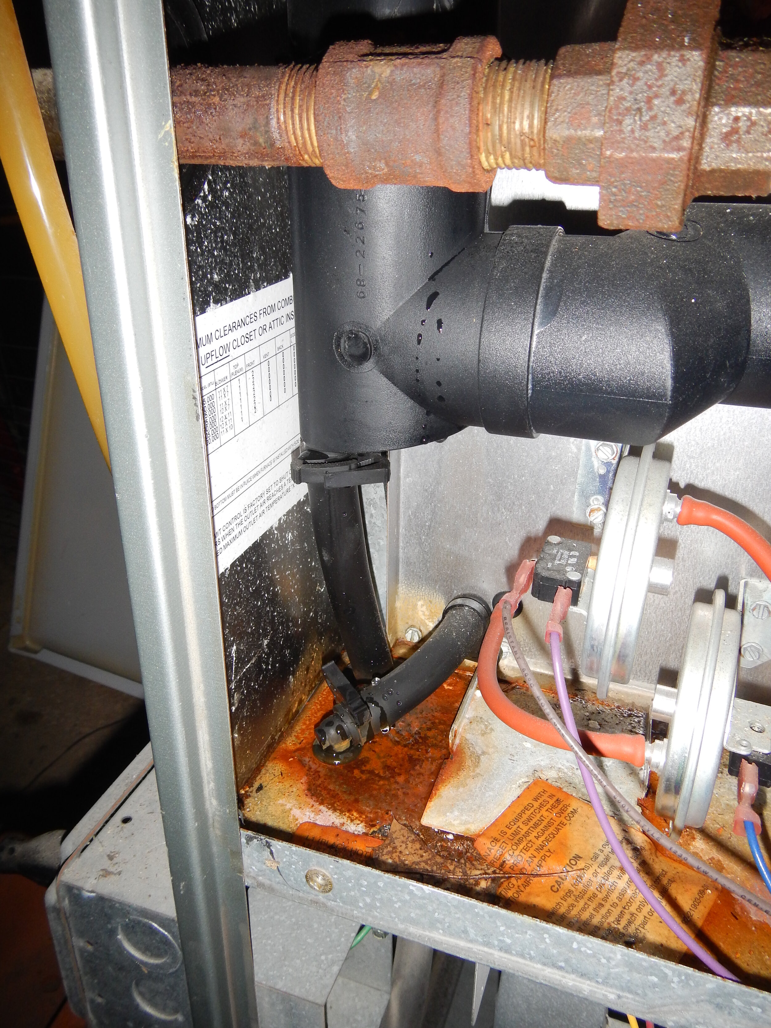 Condensate Leakage from Exhaust Flue Pipe