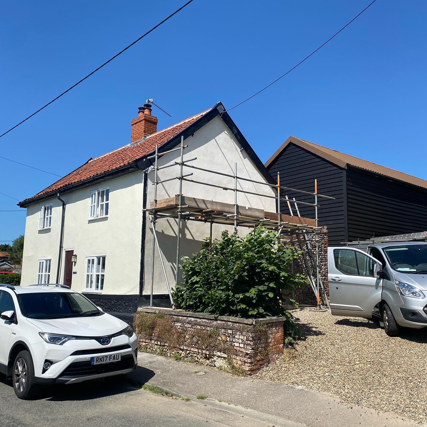 Small gable this week, this one was not actually a total cement based problem! The soleplate had been replaced previously, however the previous builders had put in celotex and a plastic membrane, this was then causing moisture to run down it in the c