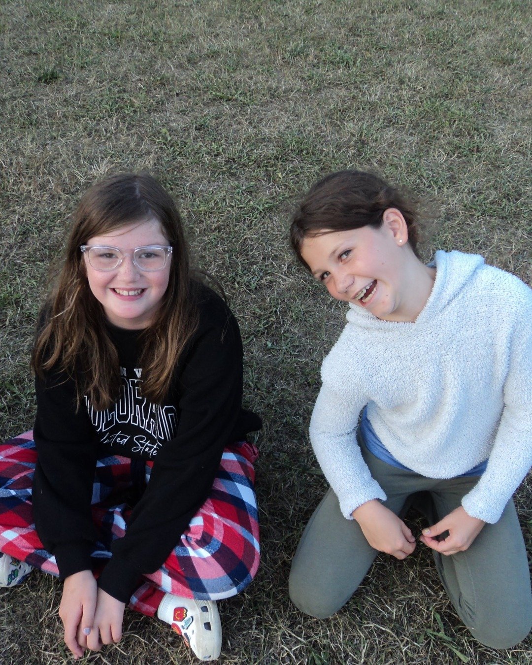 Your kids could be this happy too if they spent a week at Camp Menesetung &mdash; don't worry it's not too late to register! Go to the link in our bio and get your forms in today.