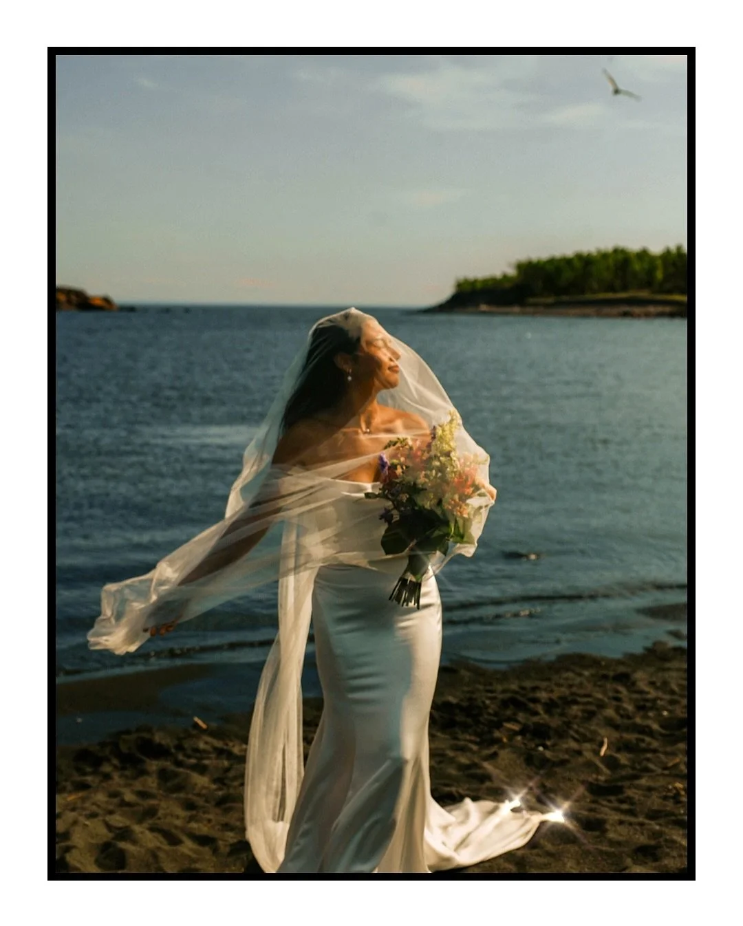 bridal portraits of Joselyn on the north shore. From a day spent stopping along all of the parks and beaches, up until sunset. I thought these deserved a spot of their own on the feed ✨ some digital some film 🎞️