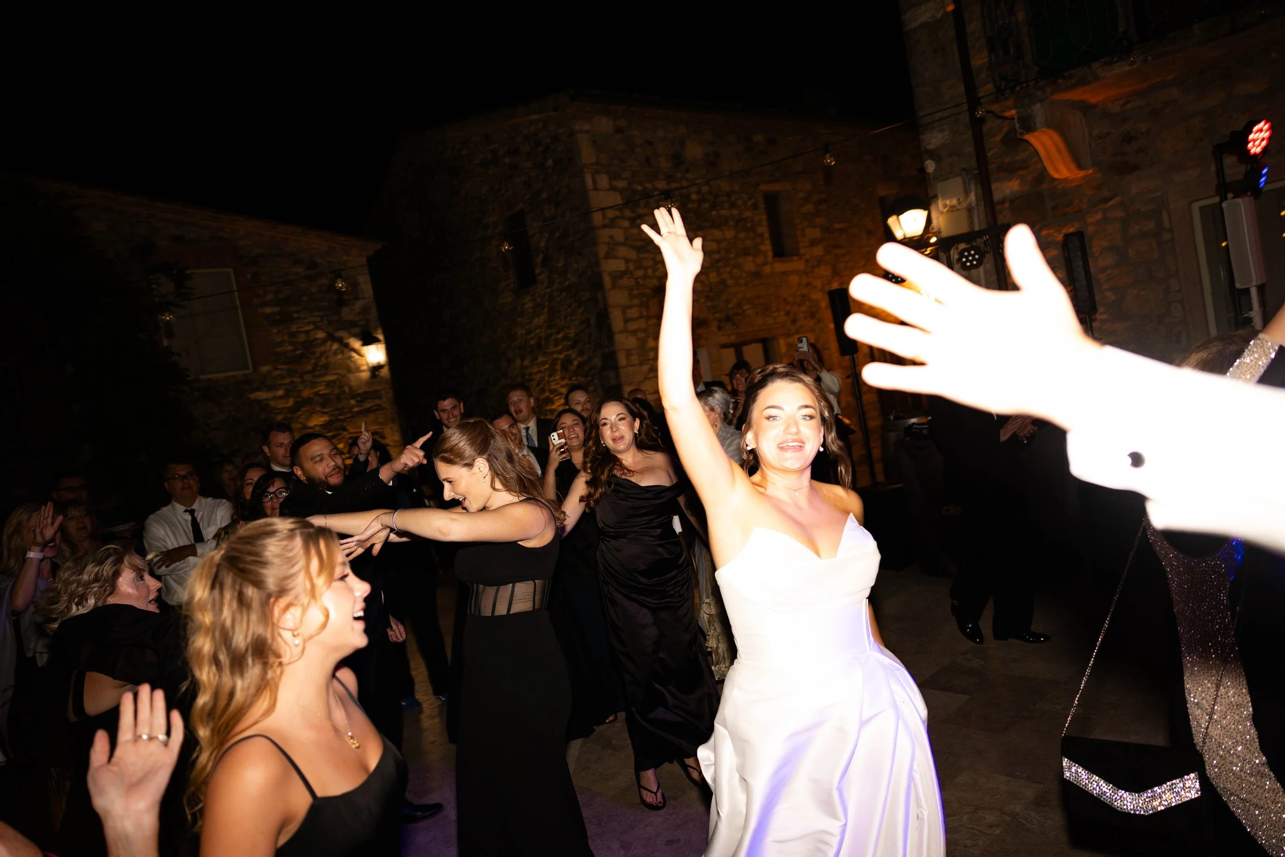 KenzieandChandler-weddingdaygallery-edits-1148.jpg