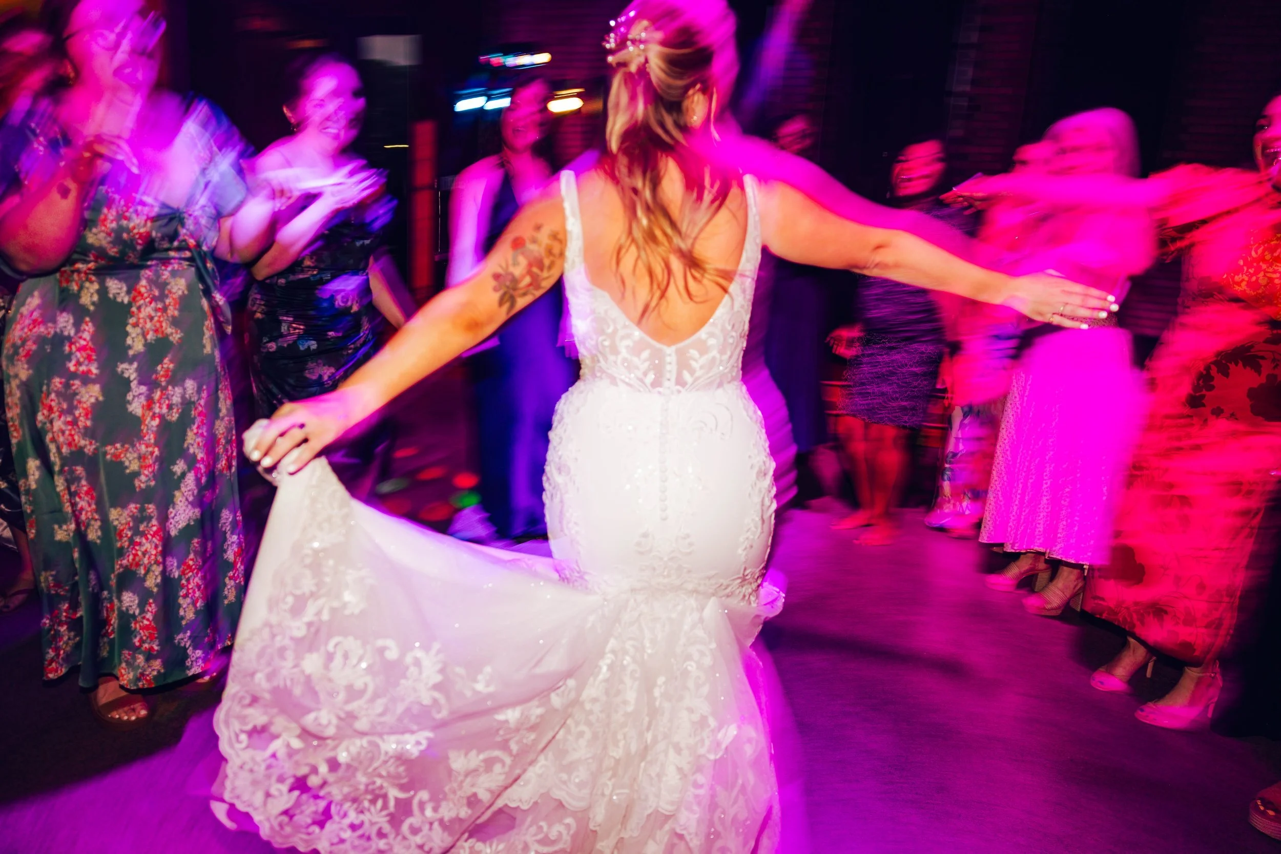 rachelandmorgan-wedding-finalgallery-28.jpg