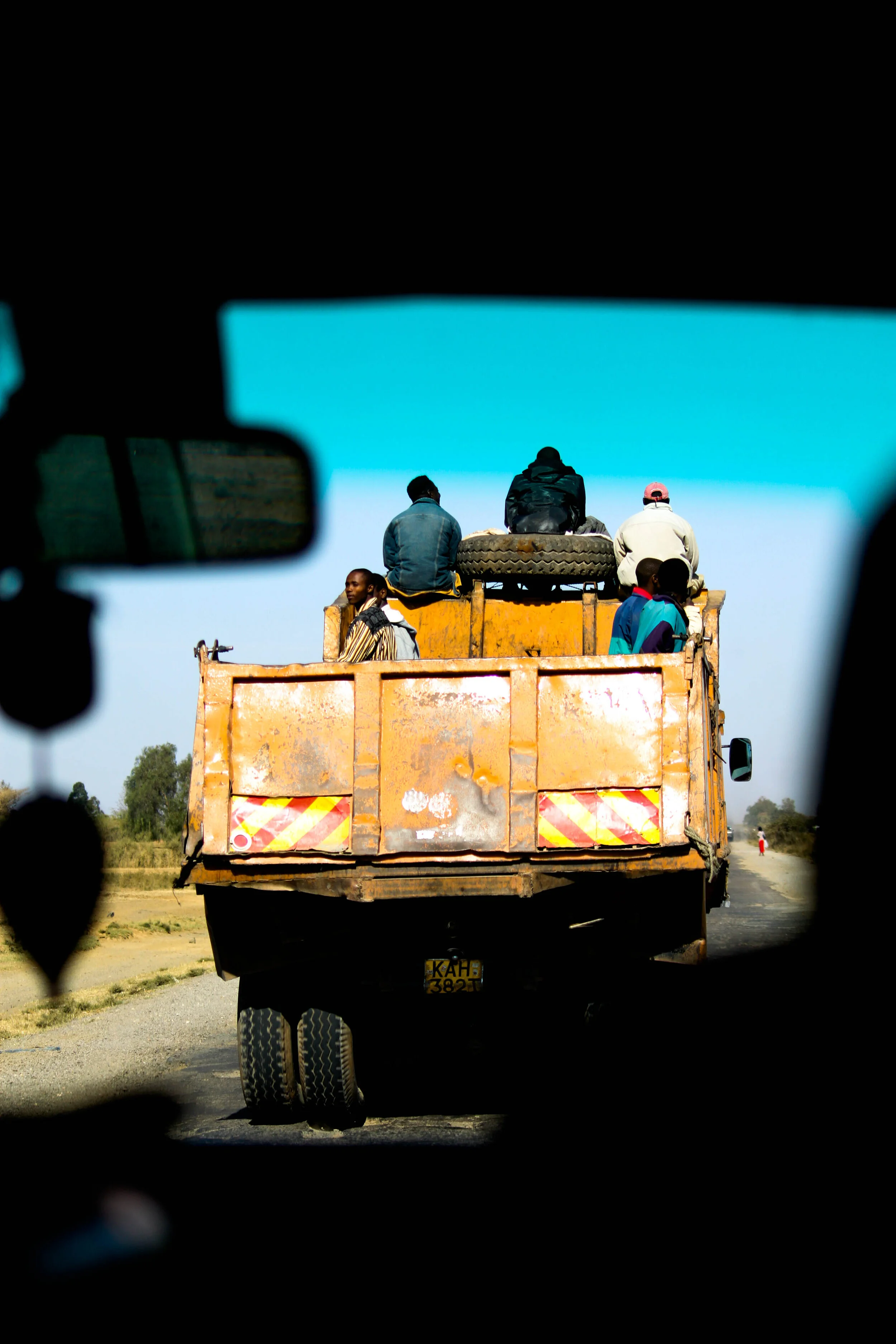 TOUCH UP AFRICA-TRUCK.JPG