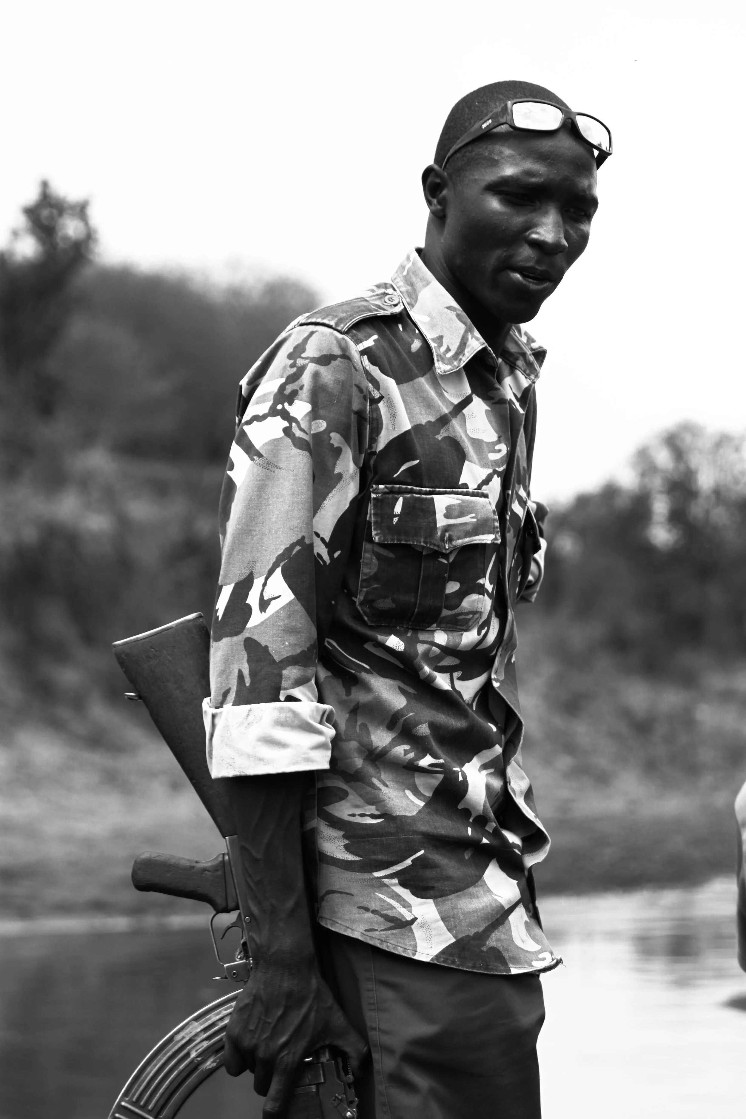 TOUCH UP AFRICA-GUN-6.JPG