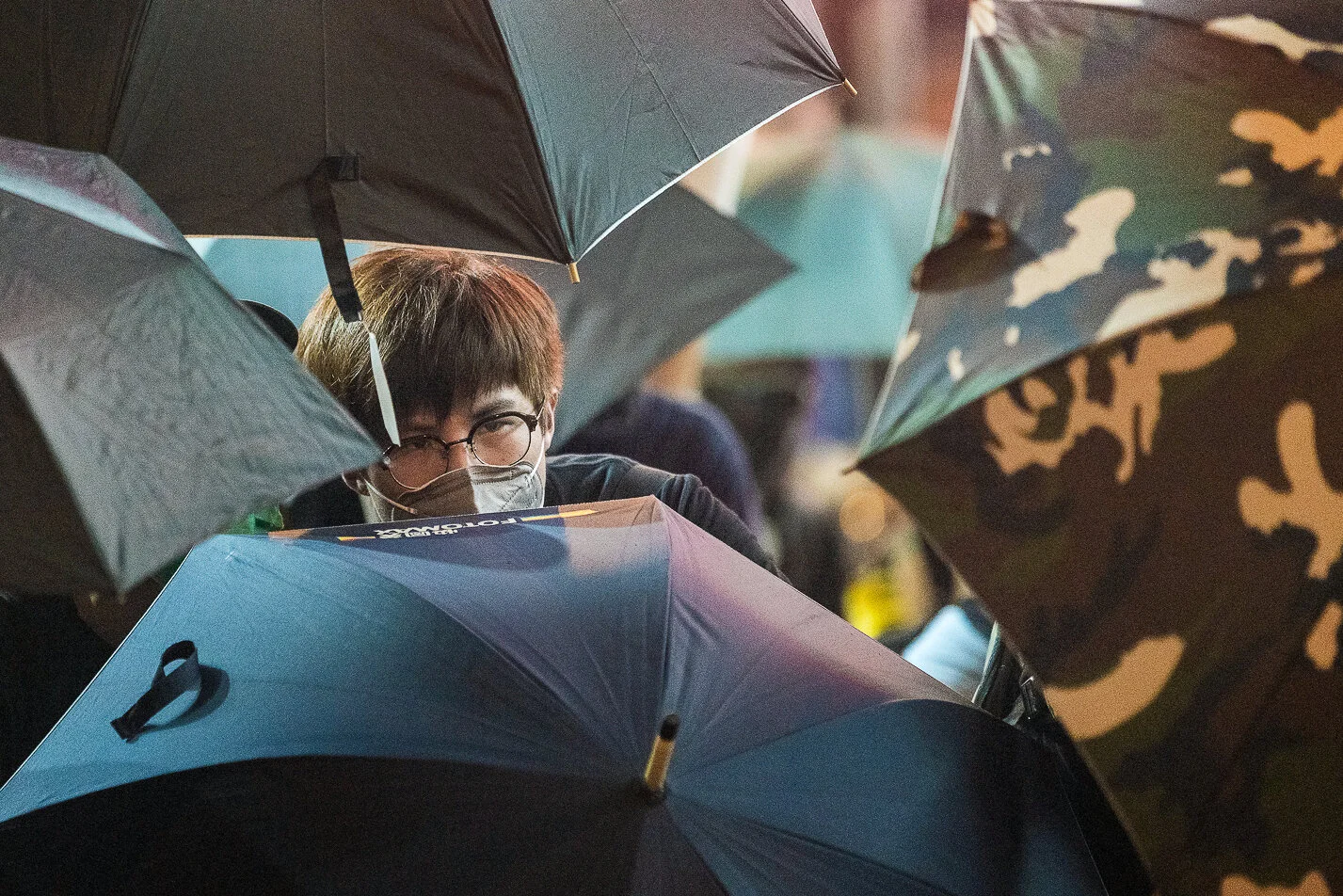 HK070919-CoyProtestor.jpg