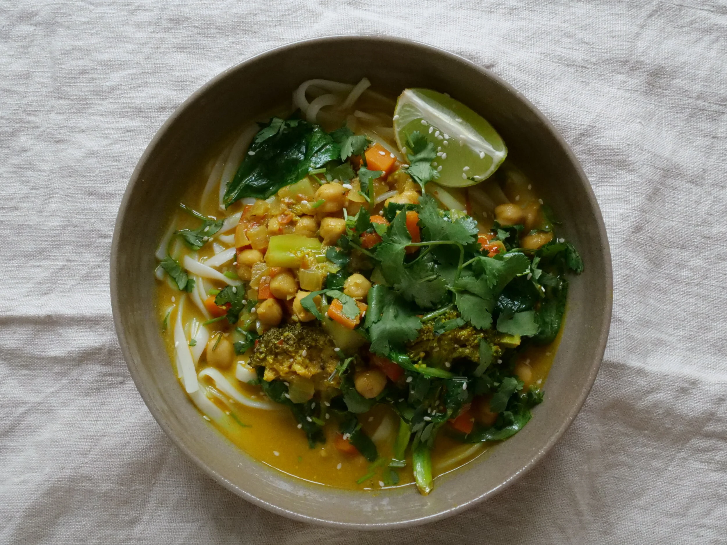 Chickpea Curry Noodles 