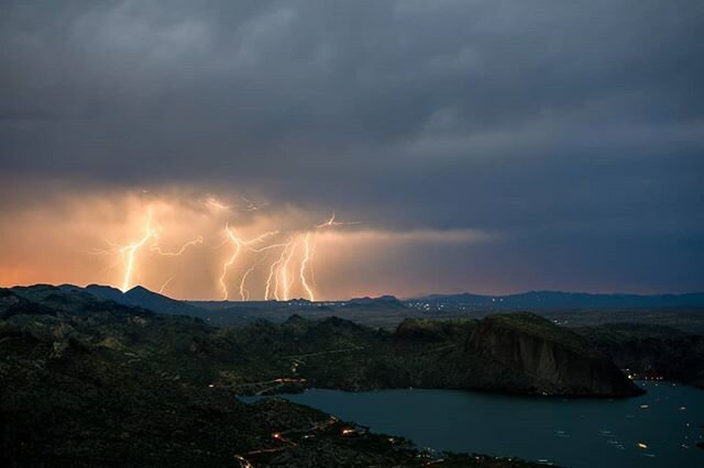 Not my crispiest shot, but lightning. Enjoy. .
.
.
.
.
.
.
.
.
.
.
.
.
&nbsp;#landscapeslovers #stormphotography #lightning #lightningstrike #pnwhiking #monsoon #arizona #wanderlust #clouds  #moodygrams  #photooftheday #photography📷 #landscapephotog