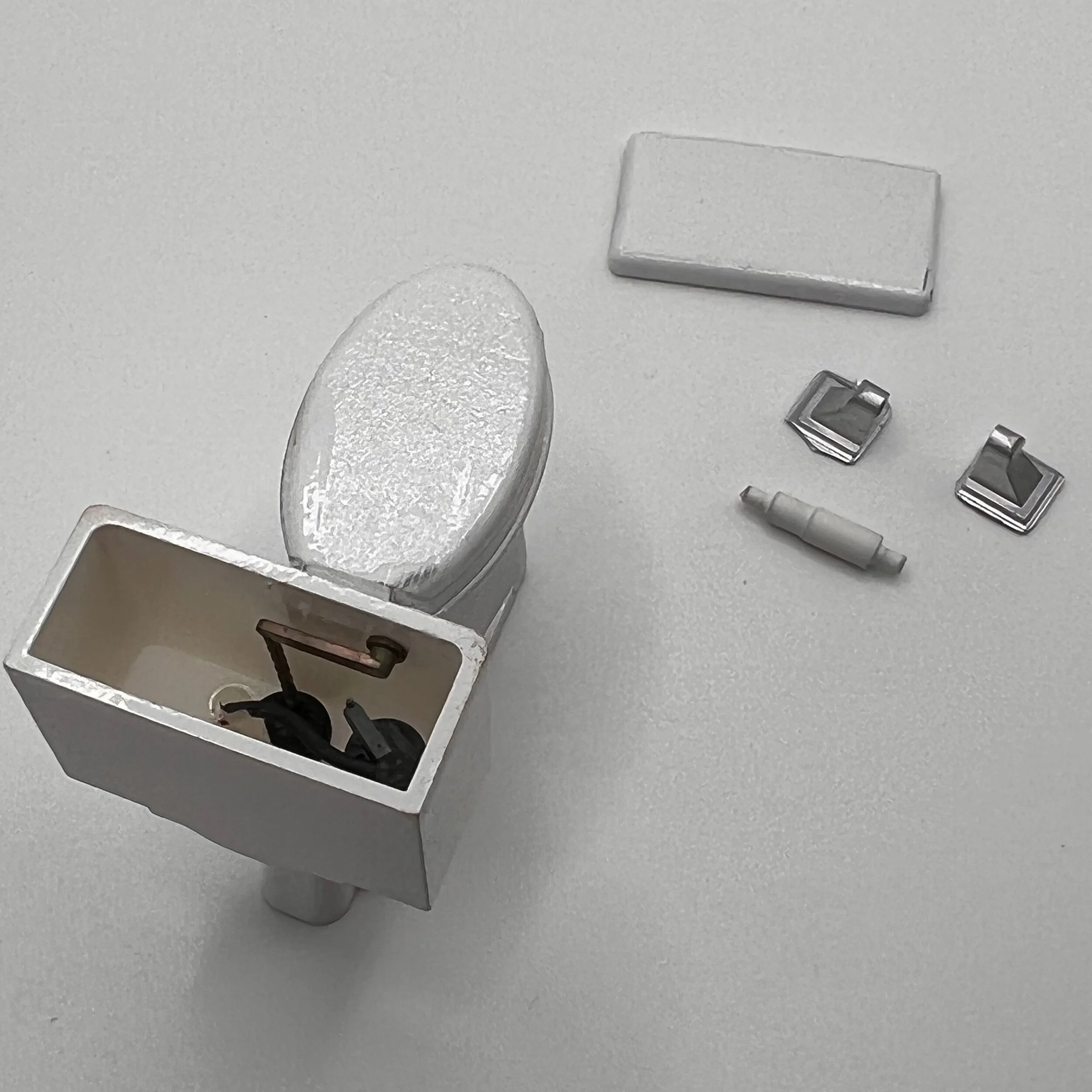 8B2F1350-DF62-4648-B1D5-D92720CA8C1B