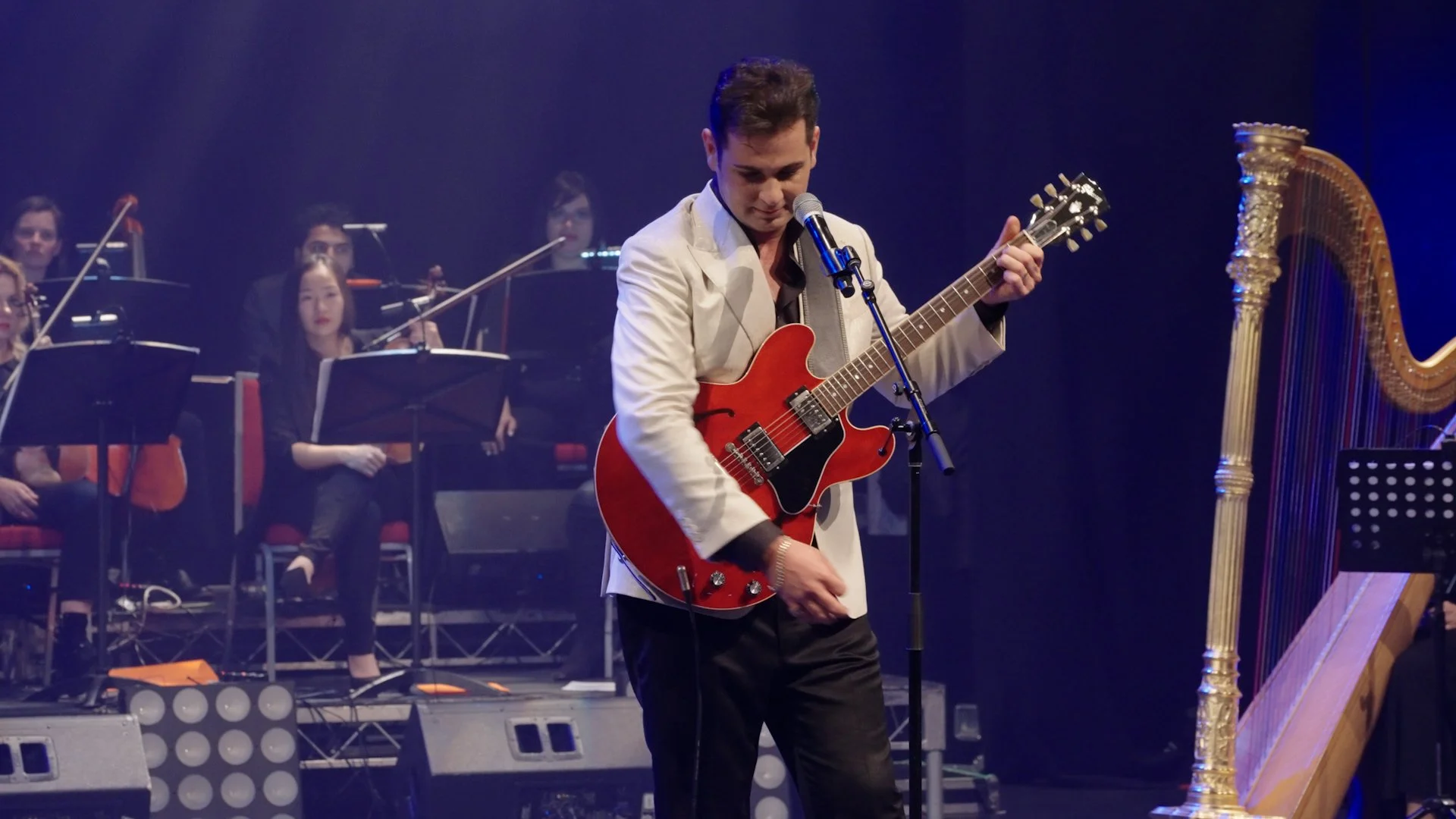 guitar strum.jpg