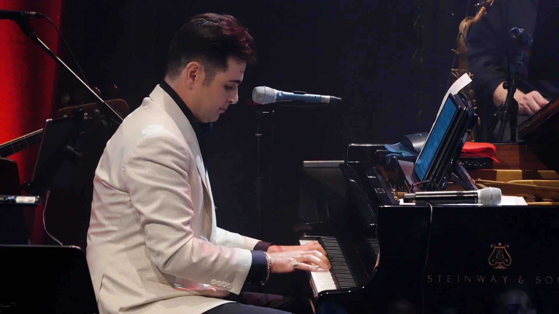 piano 1.jpg