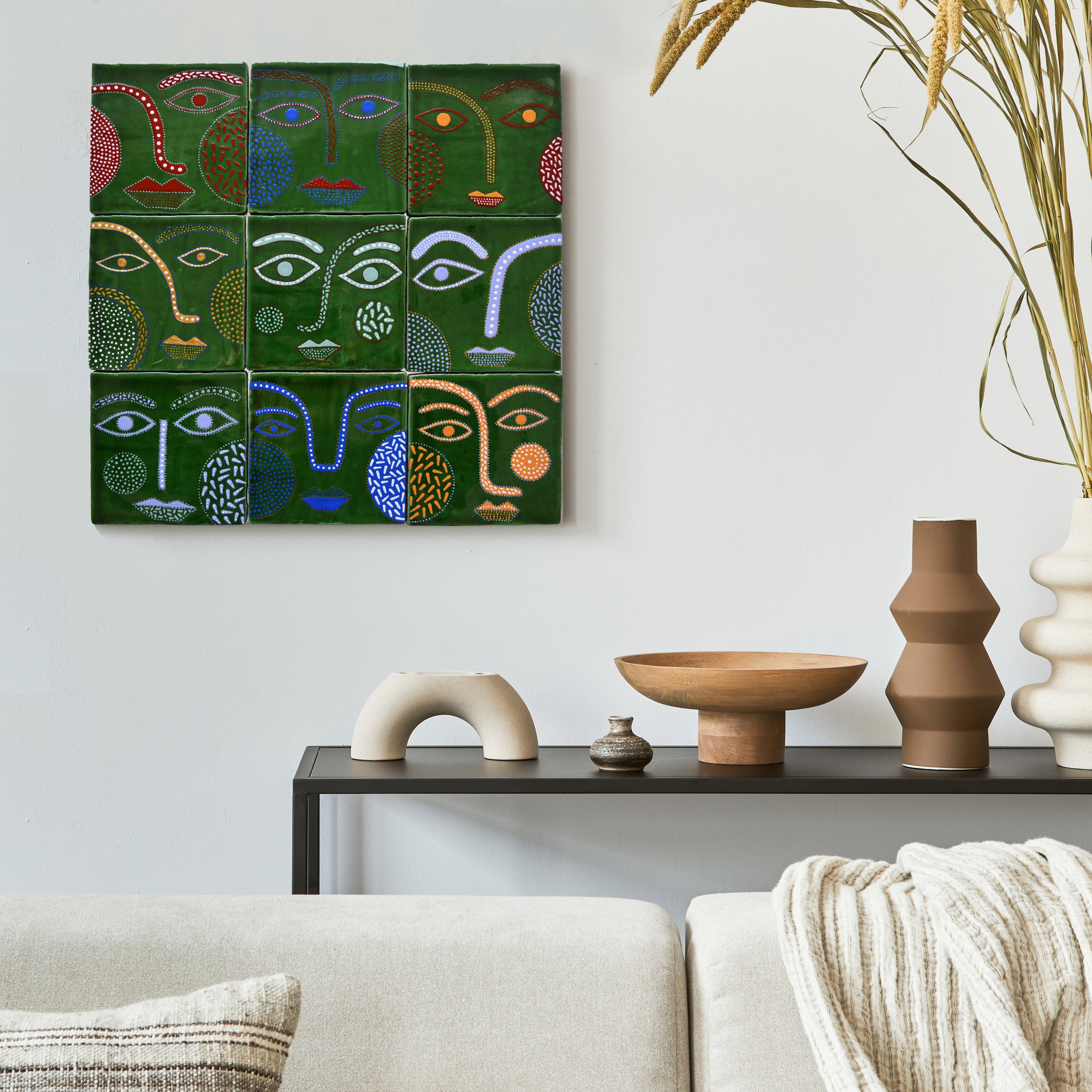 9 MUSES INTERIOR1.jpg