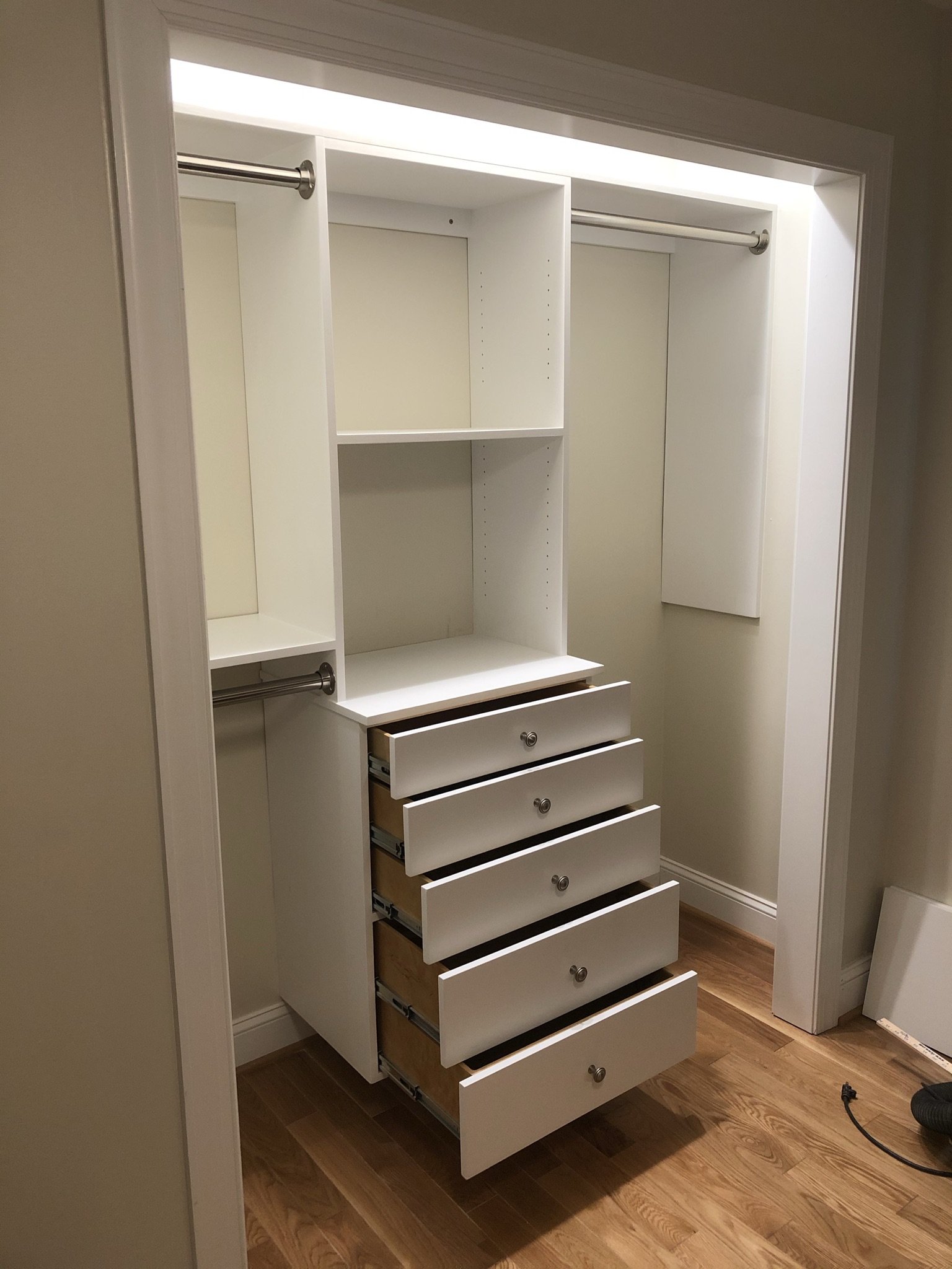 design-build-closet-builtin.JPEG