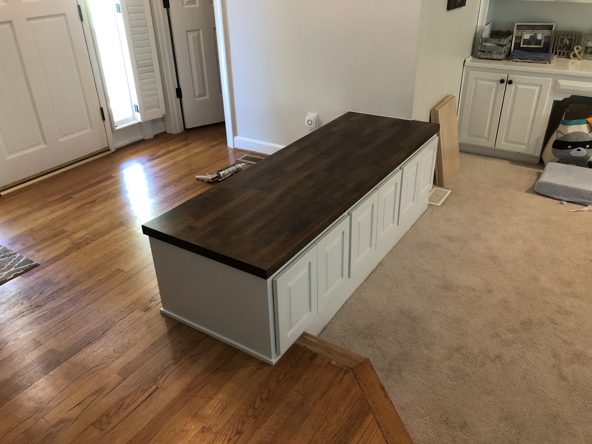 design-build-entry-bench.JPEG