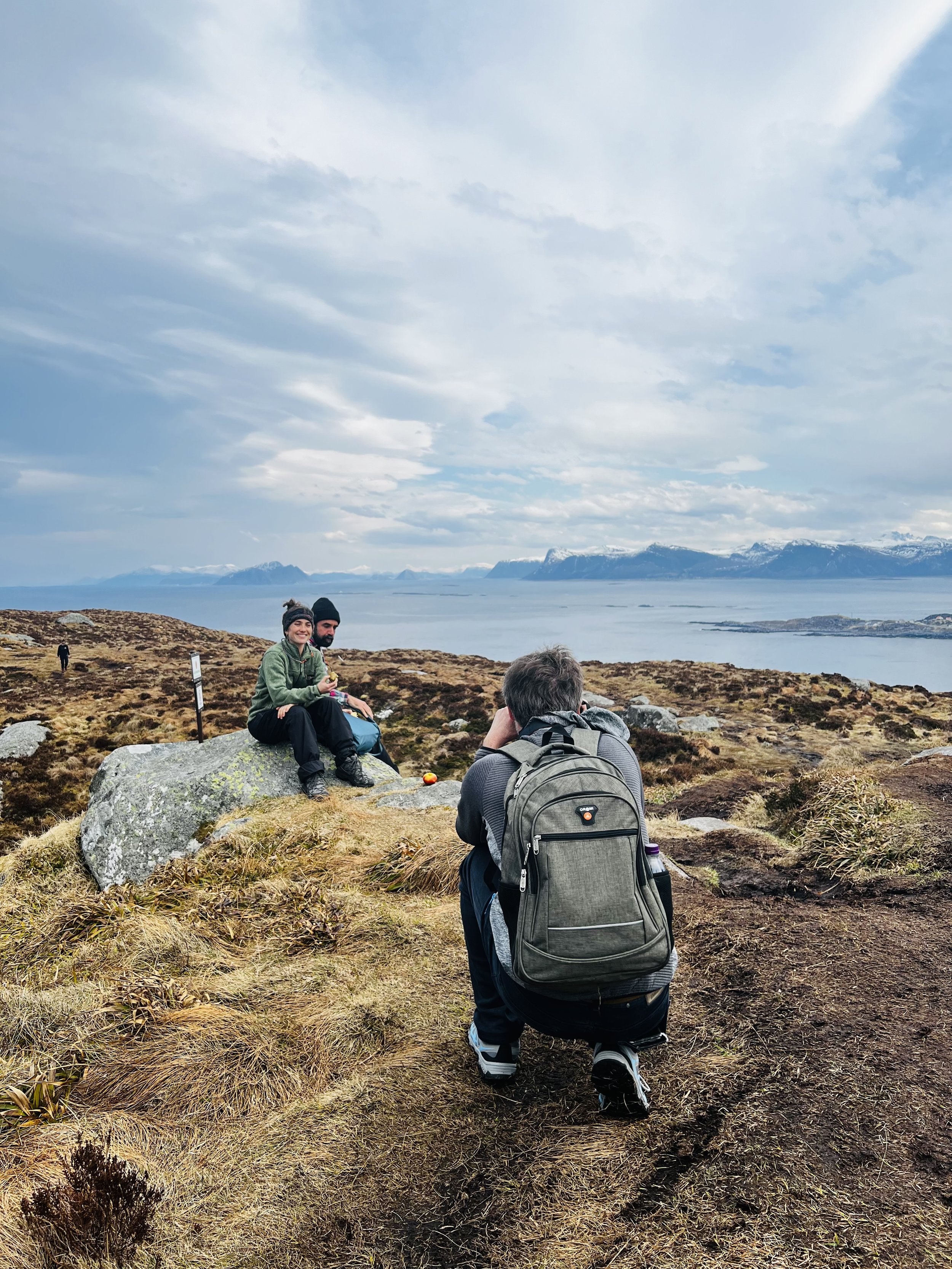  Hiking in Runde Island. ©Belén Garcia Ovide 