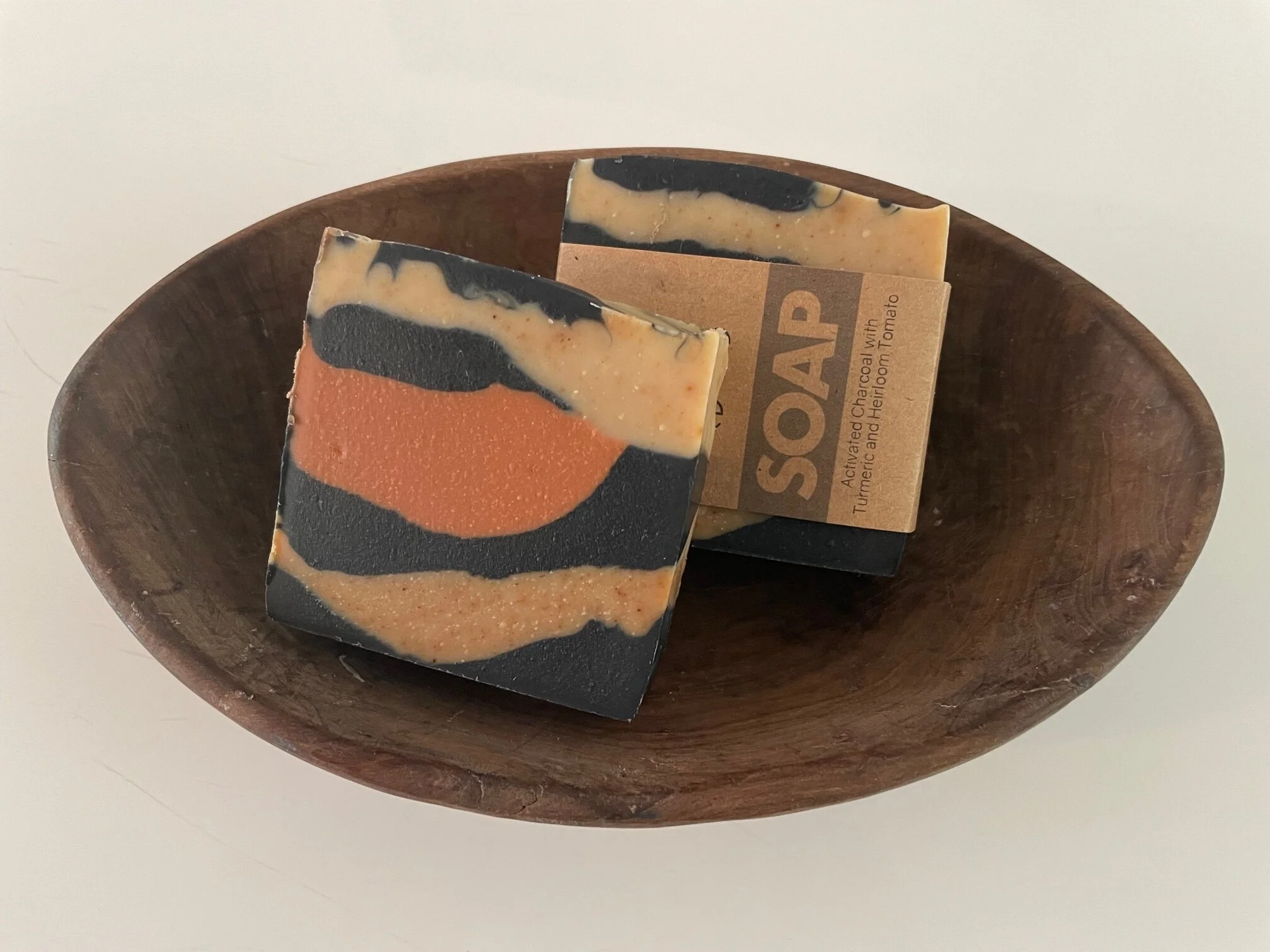 Activated Charcoal with Turmeric and Heirloom Tomato