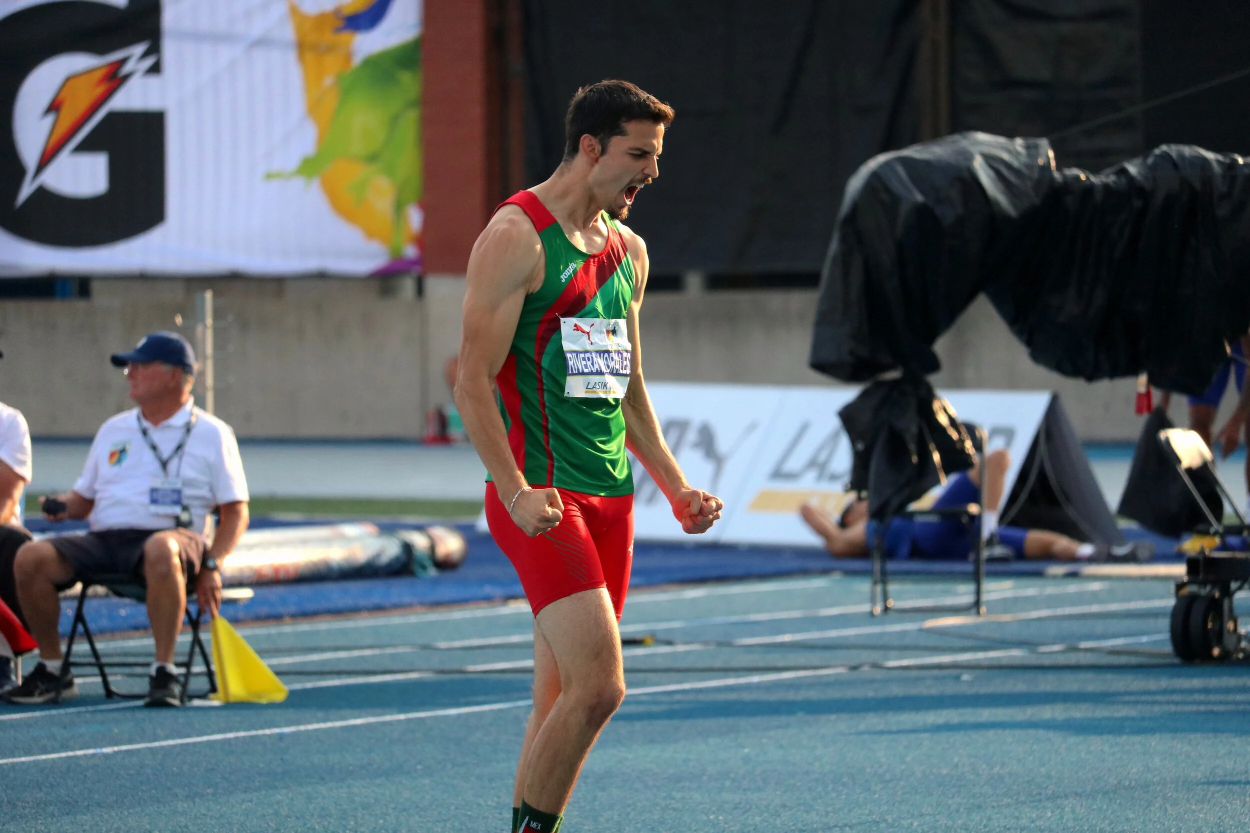 IMG_2048 copy.jpg