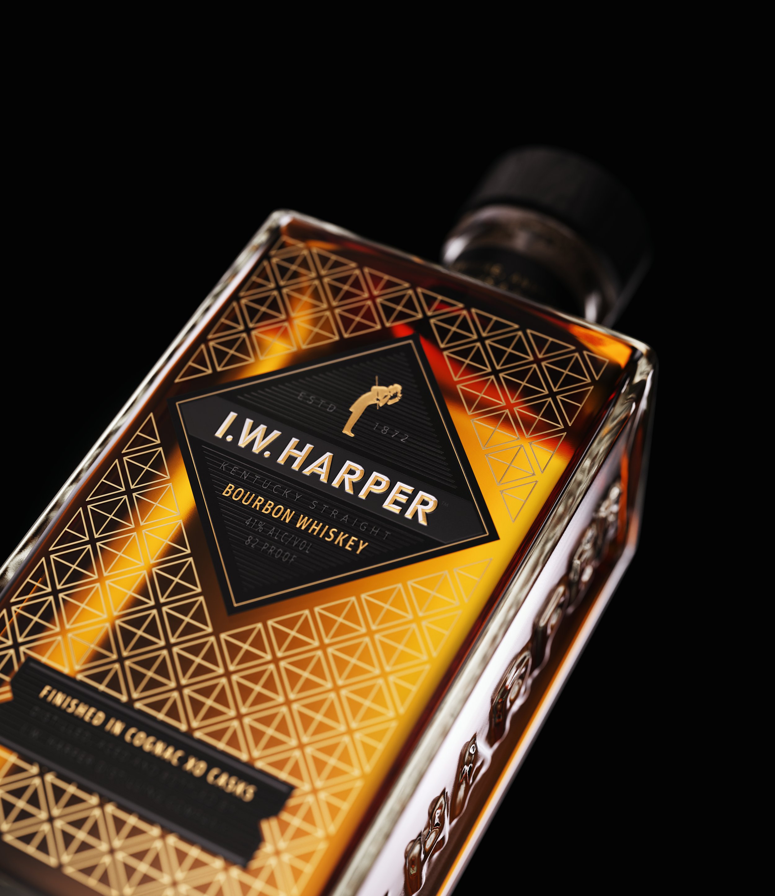 _WHARPER_BOTTLE_MB_03.jpg